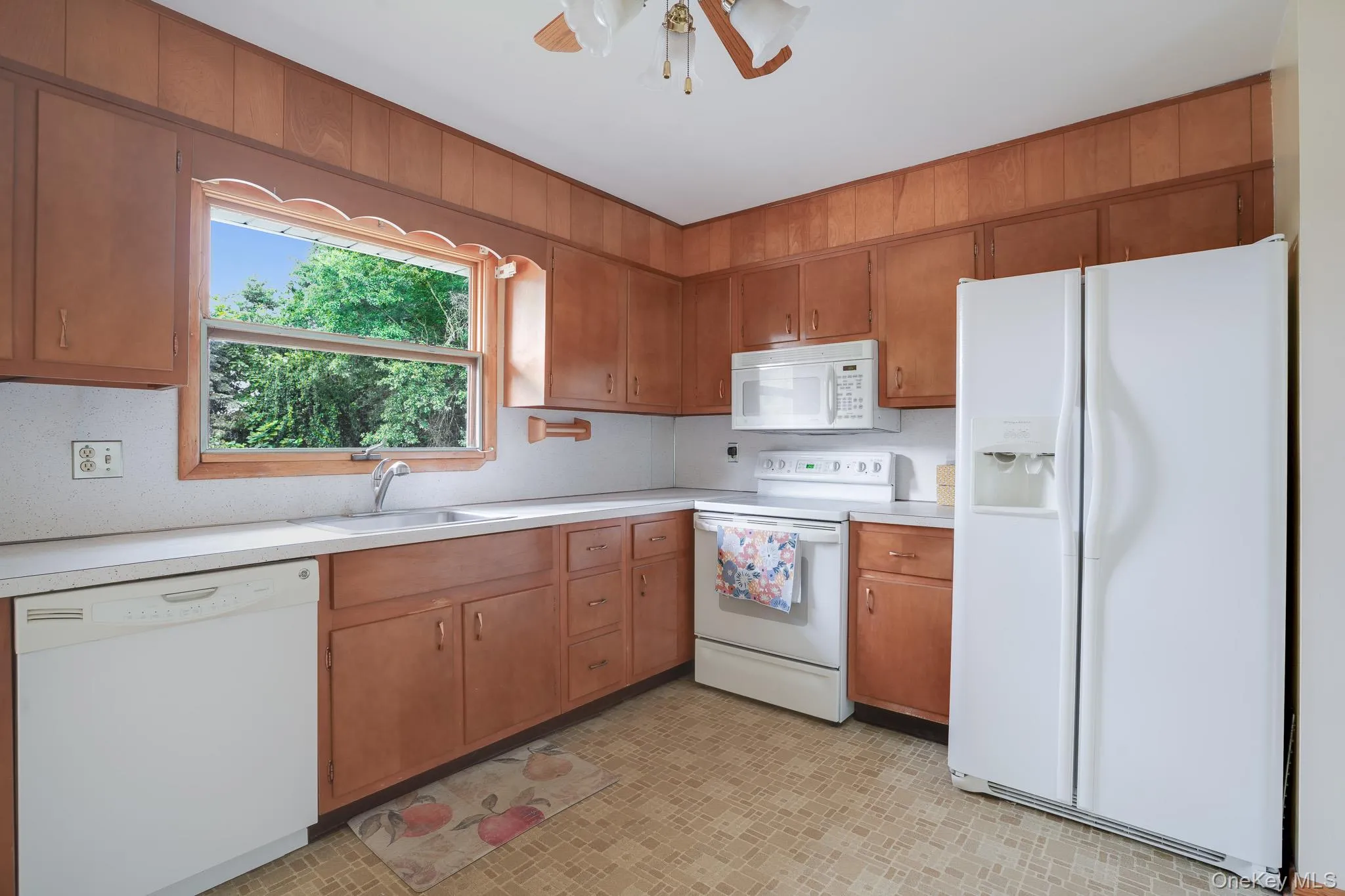 103 Edgehill Drive, Wappinger, NY, 3 Bedrooms Bedrooms, 9 Rooms Rooms,1 BathroomBathrooms,Residential,For Rent,Edgehill,0,1047290 103 Edgehill Drive, Wappinger, NY, 3 Bedrooms Bedrooms, 9 Rooms Rooms,1 BathroomBathrooms,Residential,For Rent,Edgehill,0,1047290