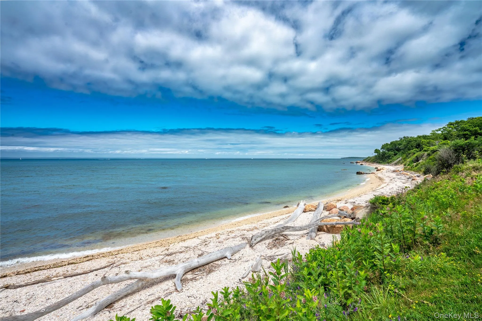 38099 Main Road, Southold, NY, 3 Bedrooms Bedrooms, 7 Rooms Rooms,2 BathroomsBathrooms,Residential,For Rent,Main,0,1047292 38099 Main Road, Southold, NY, 3 Bedrooms Bedrooms, 7 Rooms Rooms,2 BathroomsBathrooms,Residential,For Rent,Main,0,1047292