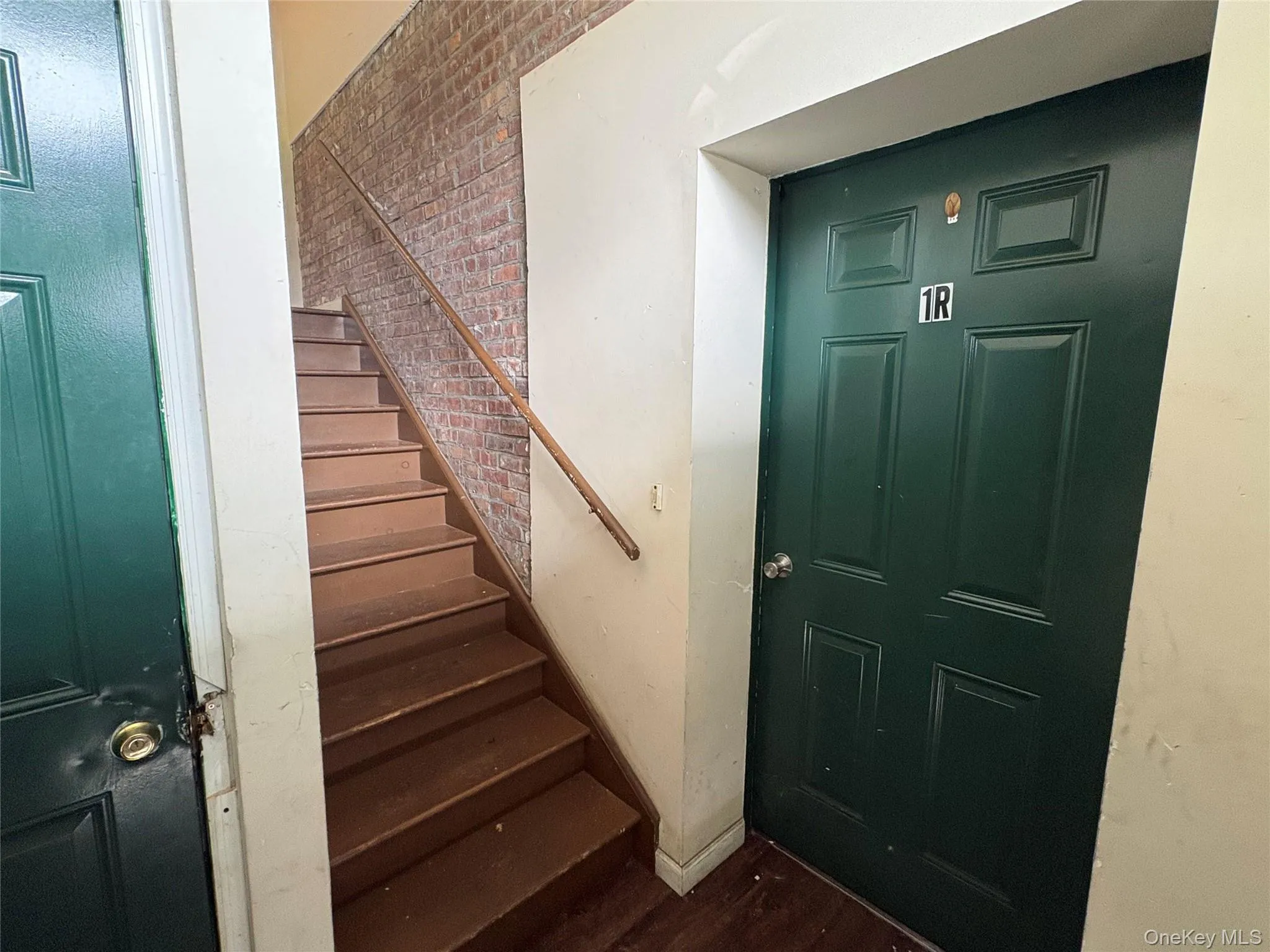 384 Washington Street, Newburgh (city), NY, 2 Bedrooms Bedrooms, 4 Rooms Rooms,1 BathroomBathrooms,Residential Lease,For Rent,Washington,0,1047293 384 Washington Street, Newburgh (city), NY, 2 Bedrooms Bedrooms, 4 Rooms Rooms,1 BathroomBathrooms,Residential Lease,For Rent,Washington,0,1047293