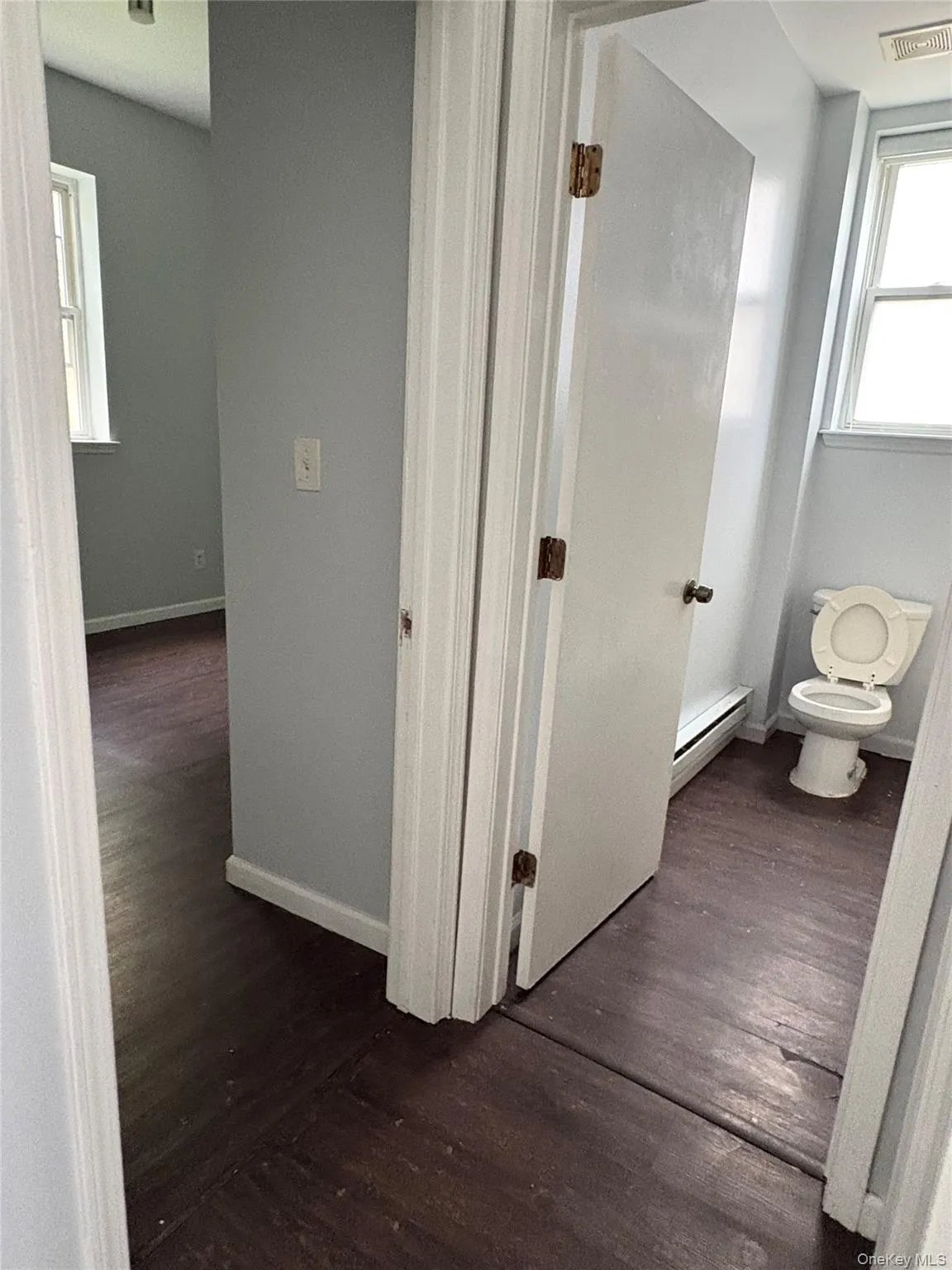 384 Washington Street, Newburgh (city), NY, 2 Bedrooms Bedrooms, 4 Rooms Rooms,1 BathroomBathrooms,Residential Lease,For Rent,Washington,0,1047293 384 Washington Street, Newburgh (city), NY, 2 Bedrooms Bedrooms, 4 Rooms Rooms,1 BathroomBathrooms,Residential Lease,For Rent,Washington,0,1047293