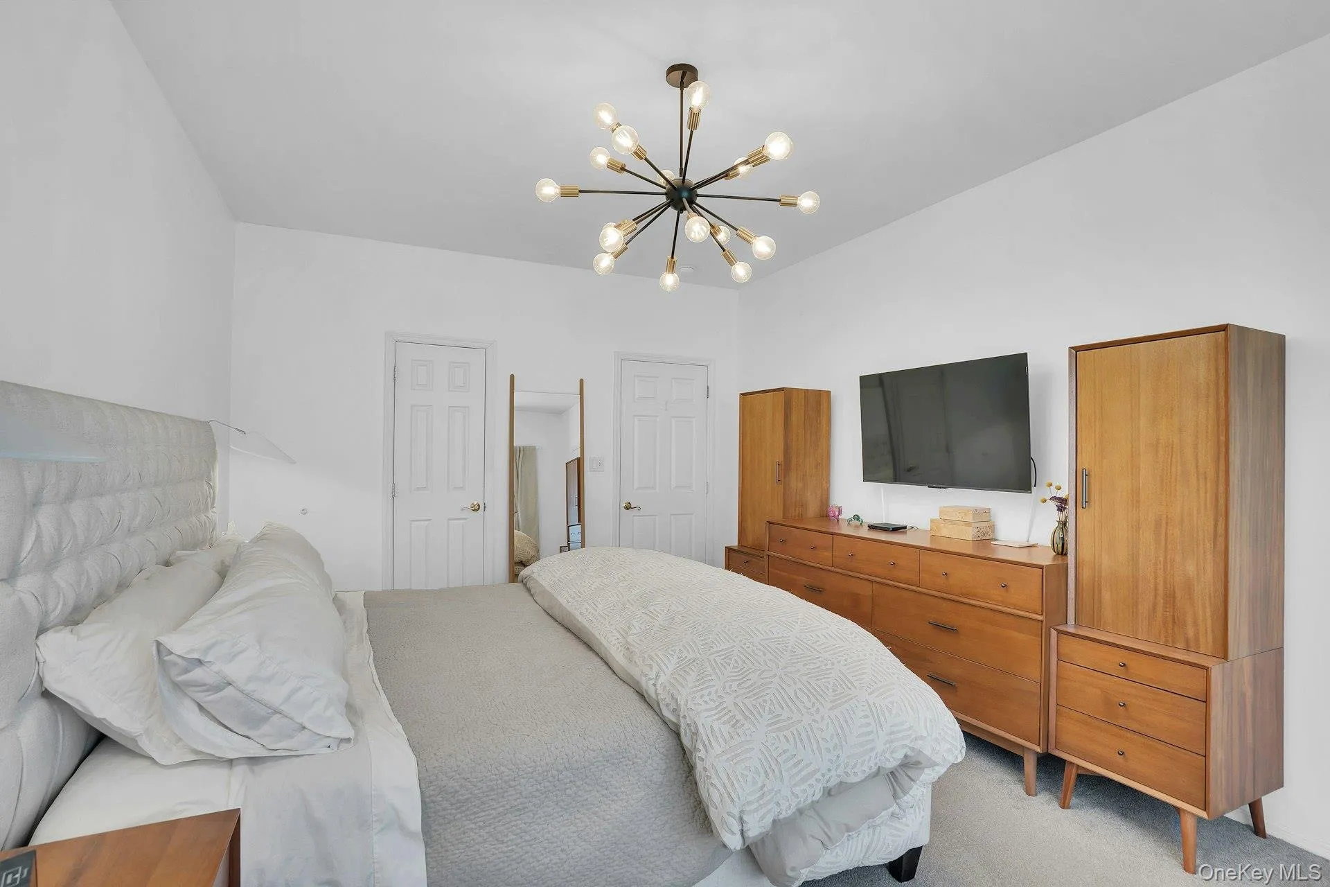 107 Deer Valley Drive, Smithtown, NY, 2 Bedrooms Bedrooms, 5 Rooms Rooms,2 BathroomsBathrooms,Residential,For Rent,Deer Valley,0,1047297 107 Deer Valley Drive, Smithtown, NY, 2 Bedrooms Bedrooms, 5 Rooms Rooms,2 BathroomsBathrooms,Residential,For Rent,Deer Valley,0,1047297