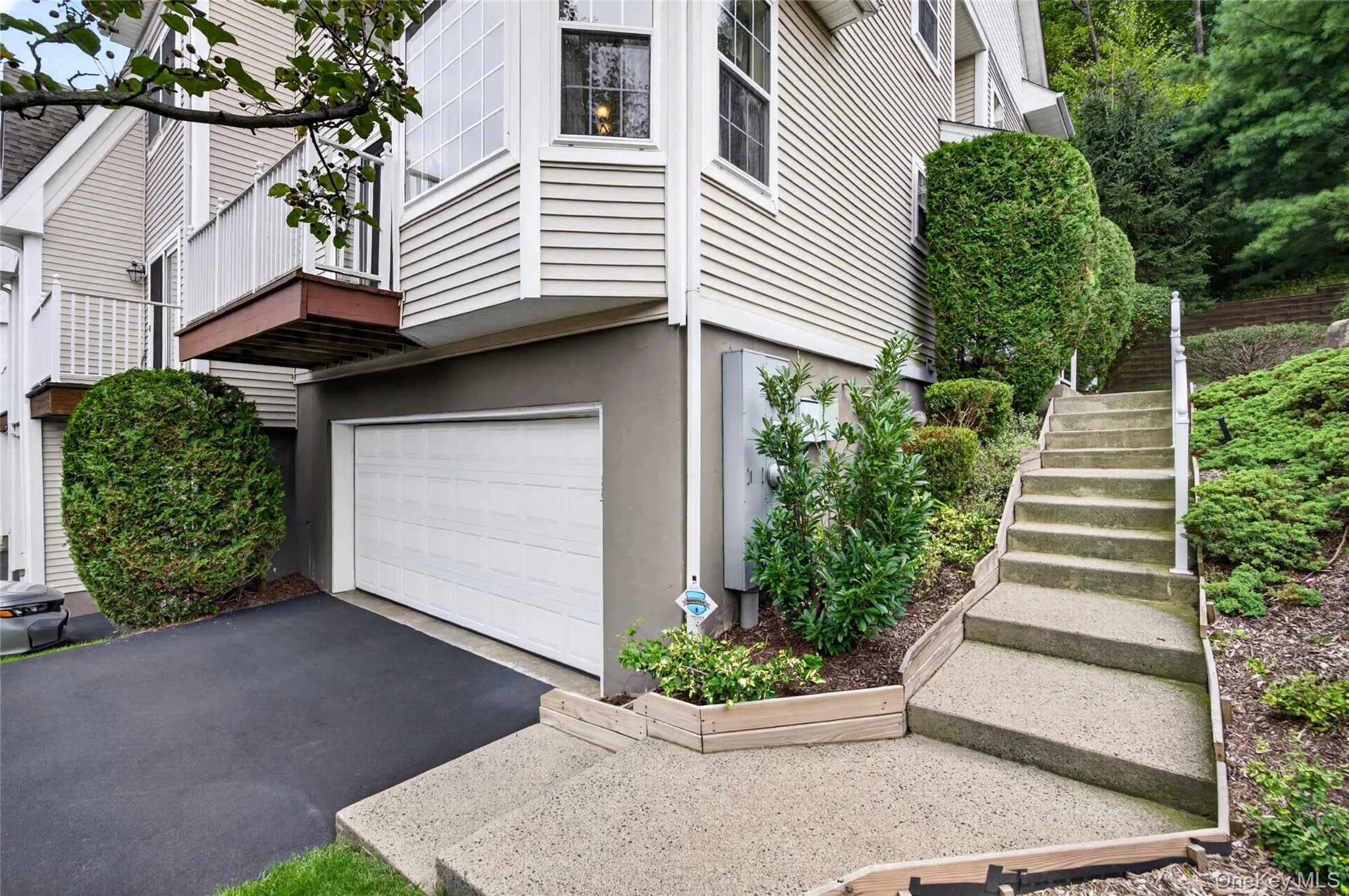 28 Crystal Hill Drive, Haverstraw, NY, 2 Bedrooms Bedrooms, 10 Rooms Rooms,2 BathroomsBathrooms,Residential,For Rent,Crystal Hill,0,1047299 28 Crystal Hill Drive, Haverstraw, NY, 2 Bedrooms Bedrooms, 10 Rooms Rooms,2 BathroomsBathrooms,Residential,For Rent,Crystal Hill,0,1047299