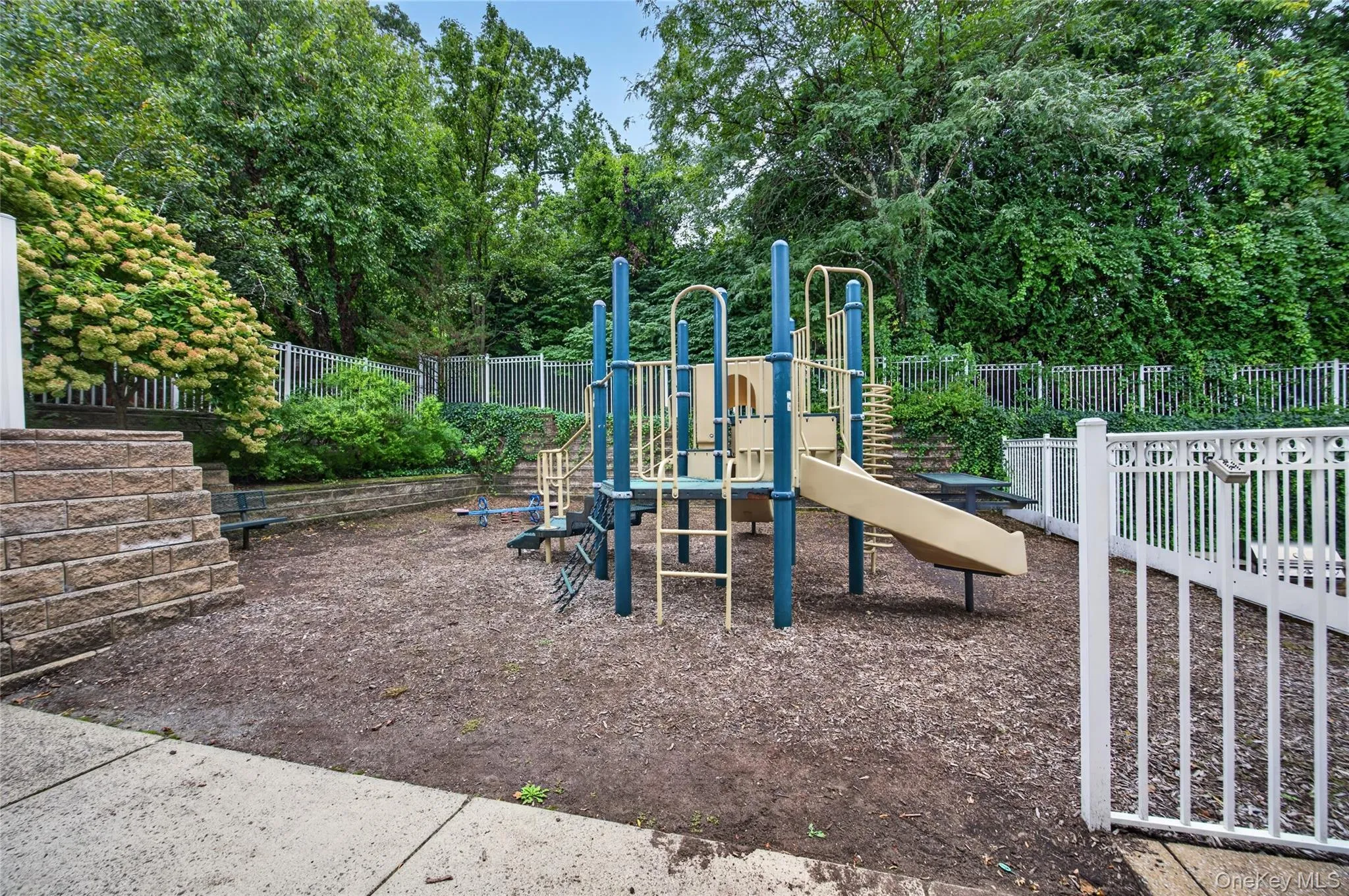 28 Crystal Hill Drive, Haverstraw, NY, 2 Bedrooms Bedrooms, 10 Rooms Rooms,2 BathroomsBathrooms,Residential,For Rent,Crystal Hill,0,1047299 28 Crystal Hill Drive, Haverstraw, NY, 2 Bedrooms Bedrooms, 10 Rooms Rooms,2 BathroomsBathrooms,Residential,For Rent,Crystal Hill,0,1047299
