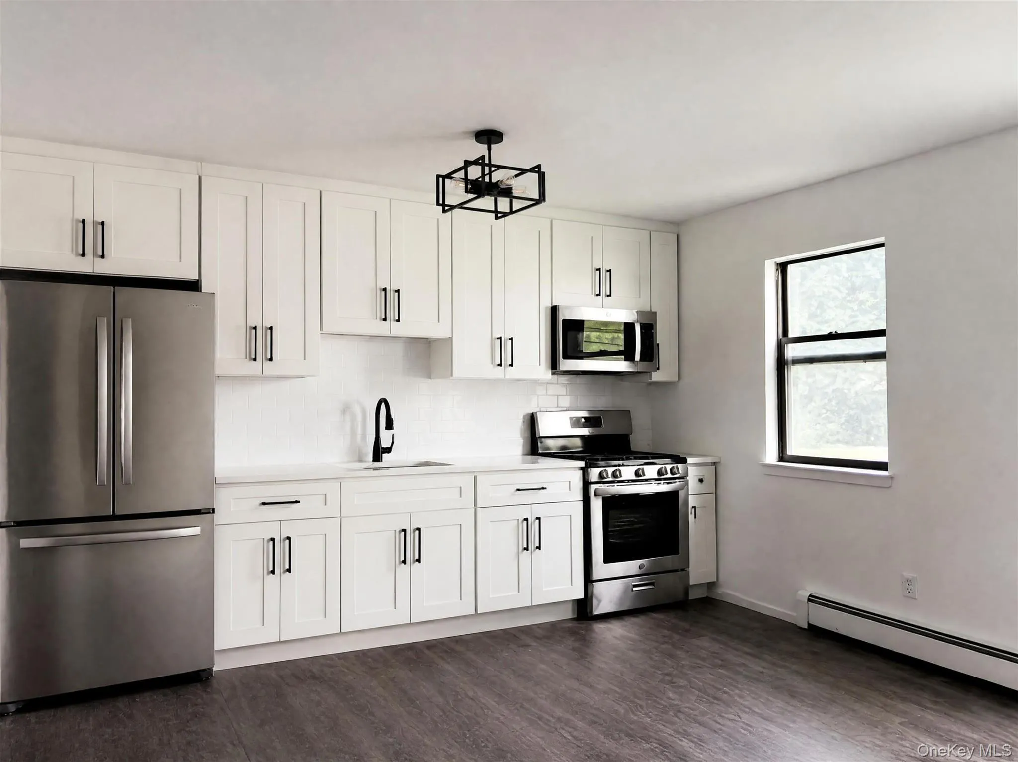 3B Park Manor Court, Glen Cove, NY, 3 Bedrooms Bedrooms, 5 Rooms Rooms,1 BathroomBathrooms,Residential Lease,For Rent,Park Manor,0,1047302 3B Park Manor Court, Glen Cove, NY, 3 Bedrooms Bedrooms, 5 Rooms Rooms,1 BathroomBathrooms,Residential Lease,For Rent,Park Manor,0,1047302
