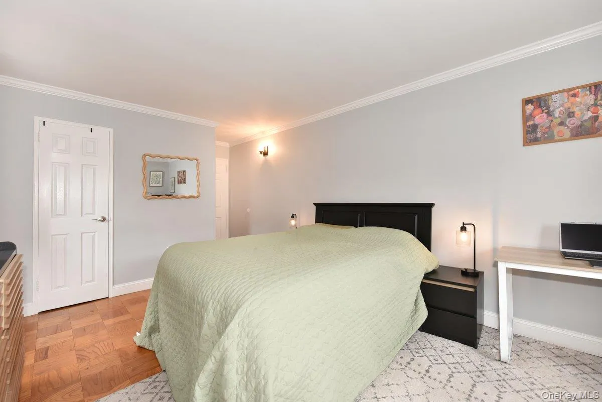 100 Clinton Avenue, Hempstead, NY, 1 Bedroom Bedrooms, 5 Rooms Rooms,1 BathroomBathrooms,Residential,For Rent,Clinton,0,1047303 100 Clinton Avenue, Hempstead, NY, 1 Bedroom Bedrooms, 5 Rooms Rooms,1 BathroomBathrooms,Residential,For Rent,Clinton,0,1047303