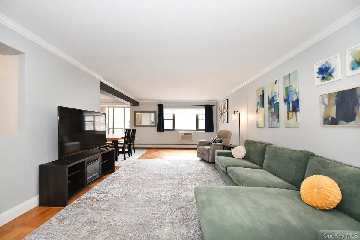 100 Clinton Avenue, Hempstead, NY, 1 Bedroom Bedrooms, 5 Rooms Rooms,1 BathroomBathrooms,Residential,For Rent,Clinton,0,1047303 100 Clinton Avenue, Hempstead, NY, 1 Bedroom Bedrooms, 5 Rooms Rooms,1 BathroomBathrooms,Residential,For Rent,Clinton,0,1047303