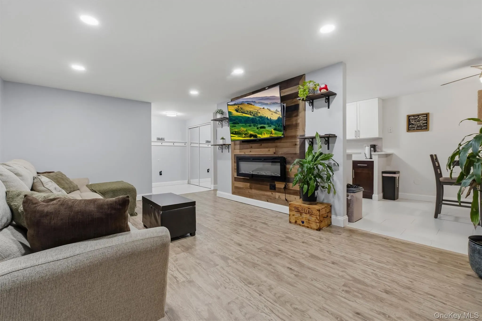 3 Hook Road, Poughkeepsie (town), NY, 2 Bedrooms Bedrooms, 6 Rooms Rooms,1 BathroomBathrooms,Residential,For Rent,Hook,0,1047305 3 Hook Road, Poughkeepsie (town), NY, 2 Bedrooms Bedrooms, 6 Rooms Rooms,1 BathroomBathrooms,Residential,For Rent,Hook,0,1047305