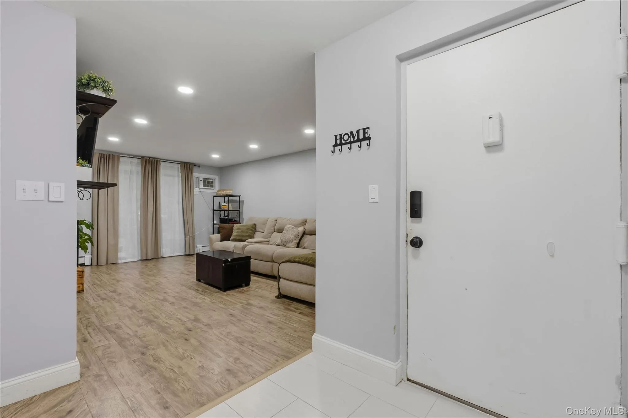 3 Hook Road, Poughkeepsie (town), NY, 2 Bedrooms Bedrooms, 6 Rooms Rooms,1 BathroomBathrooms,Residential,For Rent,Hook,0,1047305 3 Hook Road, Poughkeepsie (town), NY, 2 Bedrooms Bedrooms, 6 Rooms Rooms,1 BathroomBathrooms,Residential,For Rent,Hook,0,1047305