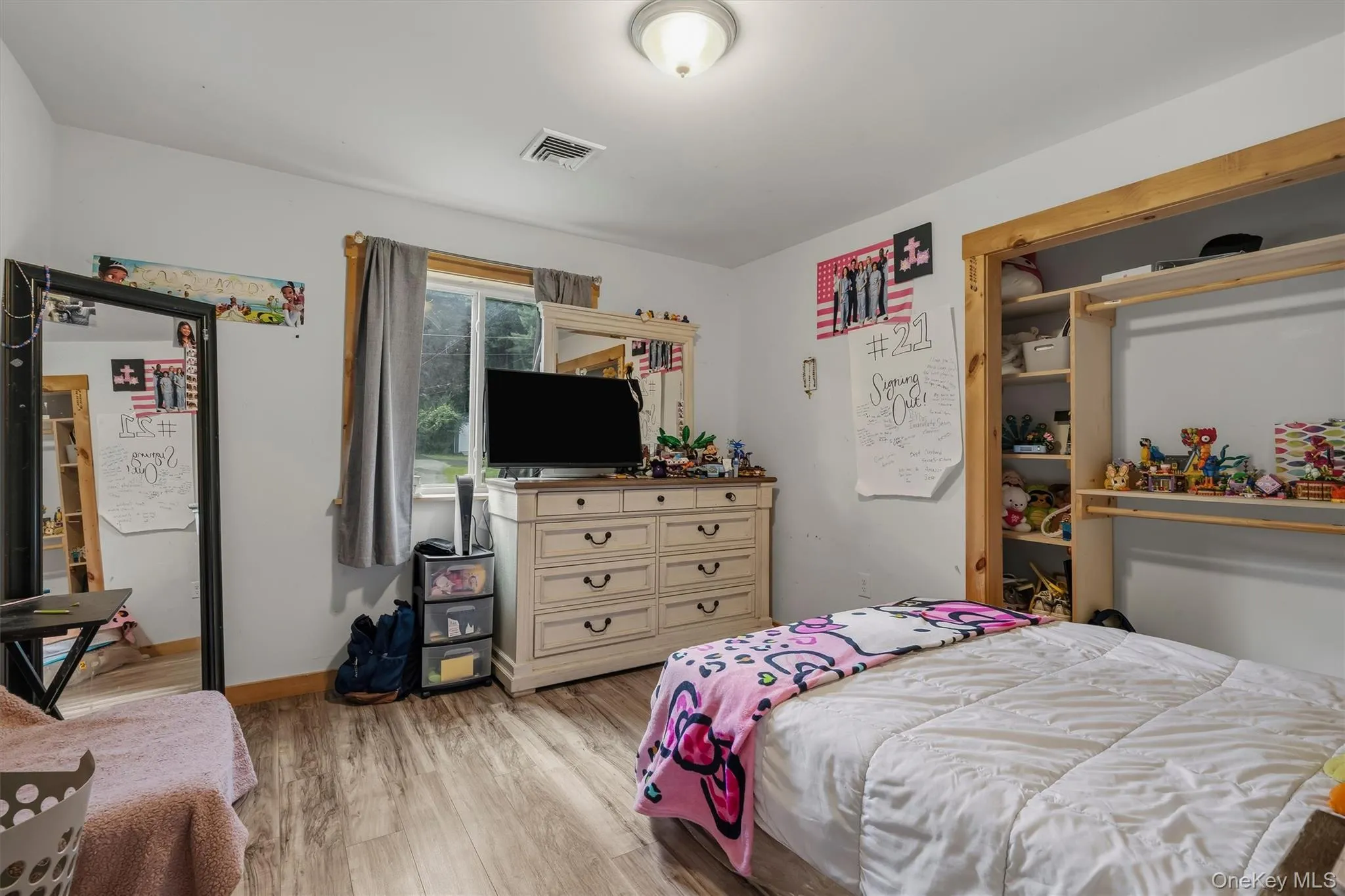 19 Zane Street, Wawarsing, NY, 3 Bedrooms Bedrooms, 5 Rooms Rooms,2 BathroomsBathrooms,Residential,For Rent,Zane,0,1047309 19 Zane Street, Wawarsing, NY, 3 Bedrooms Bedrooms, 5 Rooms Rooms,2 BathroomsBathrooms,Residential,For Rent,Zane,0,1047309