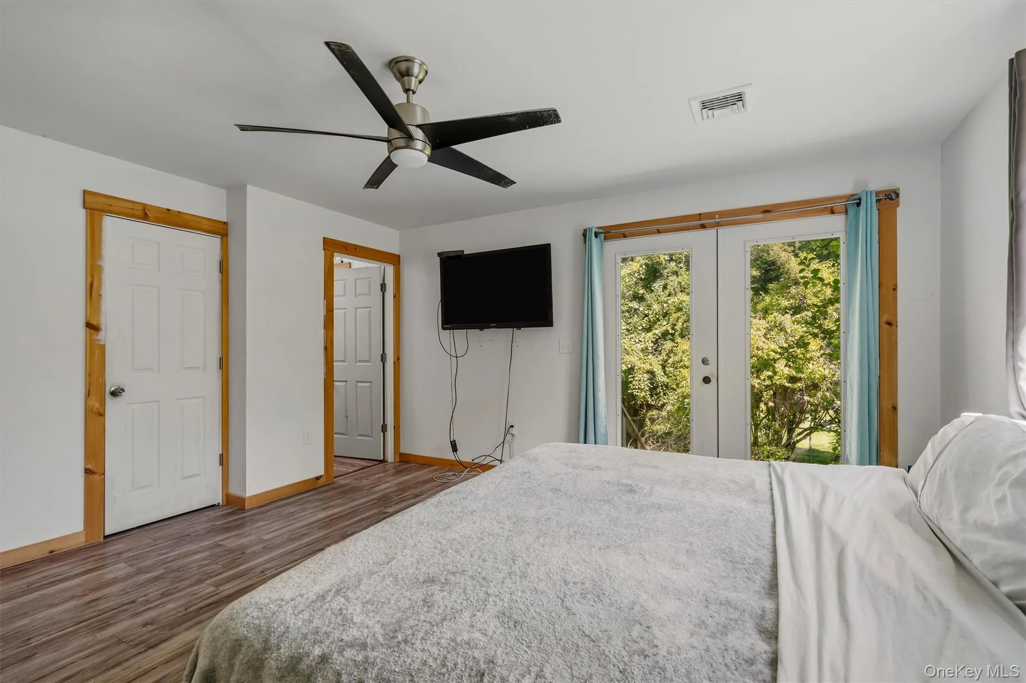 19 Zane Street, Wawarsing, NY, 3 Bedrooms Bedrooms, 5 Rooms Rooms,2 BathroomsBathrooms,Residential,For Rent,Zane,0,1047309 19 Zane Street, Wawarsing, NY, 3 Bedrooms Bedrooms, 5 Rooms Rooms,2 BathroomsBathrooms,Residential,For Rent,Zane,0,1047309