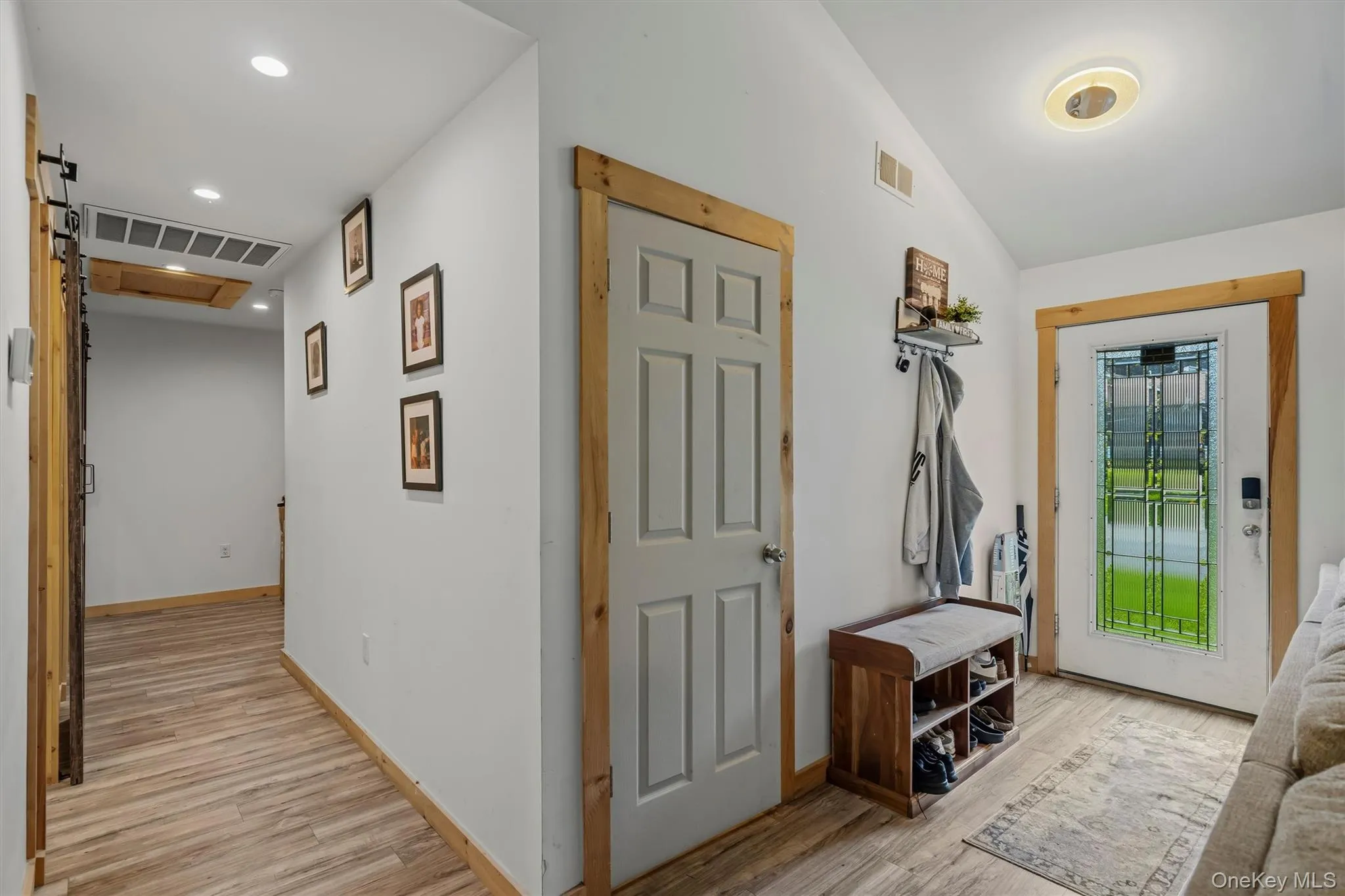19 Zane Street, Wawarsing, NY, 3 Bedrooms Bedrooms, 5 Rooms Rooms,2 BathroomsBathrooms,Residential,For Rent,Zane,0,1047309 19 Zane Street, Wawarsing, NY, 3 Bedrooms Bedrooms, 5 Rooms Rooms,2 BathroomsBathrooms,Residential,For Rent,Zane,0,1047309