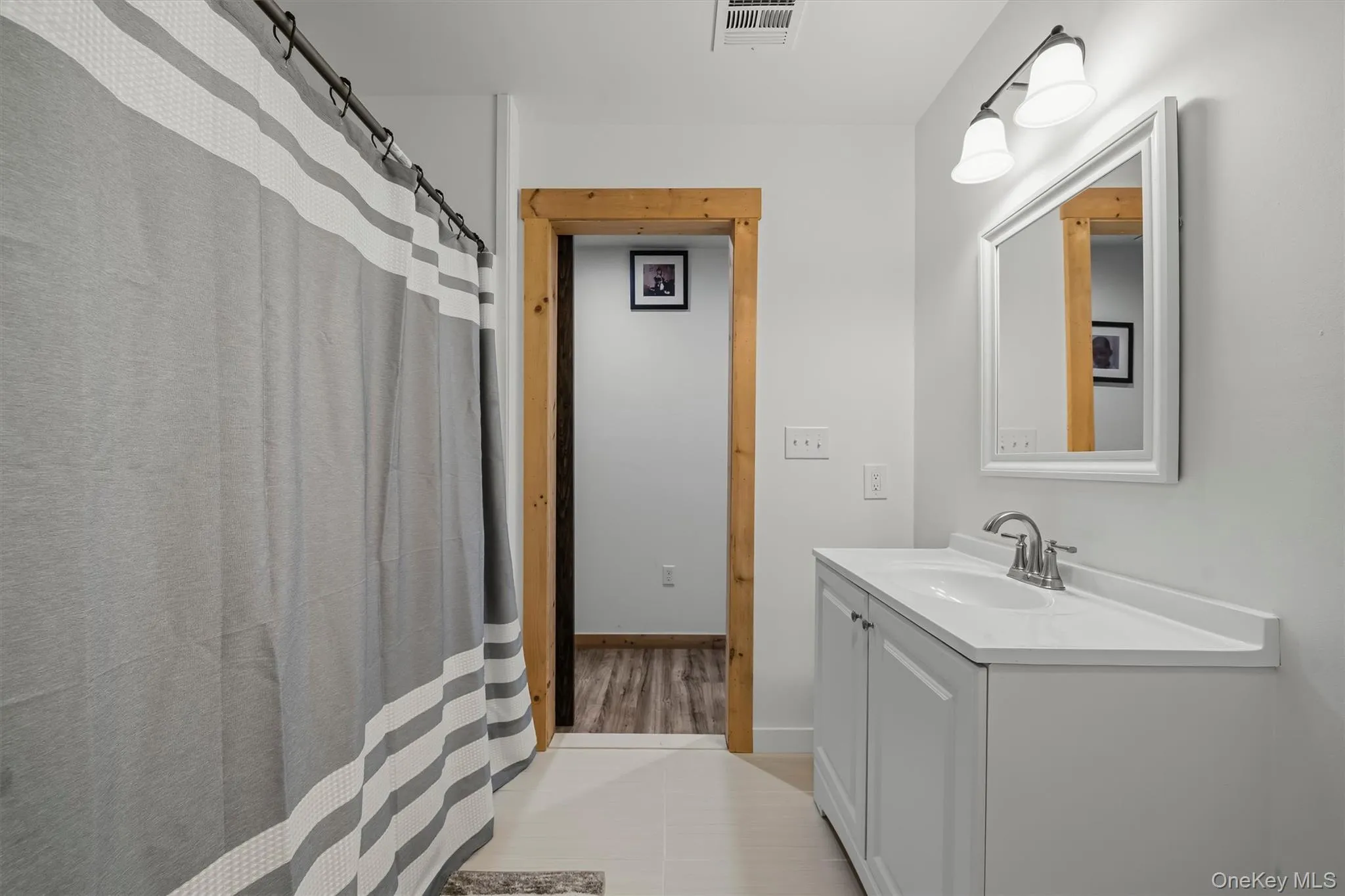 19 Zane Street, Wawarsing, NY, 3 Bedrooms Bedrooms, 5 Rooms Rooms,2 BathroomsBathrooms,Residential,For Rent,Zane,0,1047309 19 Zane Street, Wawarsing, NY, 3 Bedrooms Bedrooms, 5 Rooms Rooms,2 BathroomsBathrooms,Residential,For Rent,Zane,0,1047309