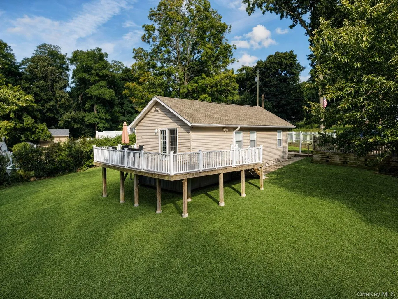 Wrap around deck Wrap around deck