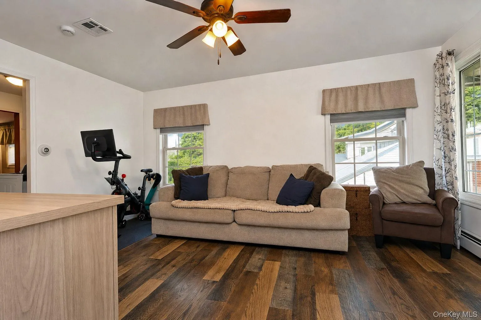 36 Paradise Trail, Monroe, NY, 1 Bedroom Bedrooms, 5 Rooms Rooms,1 BathroomBathrooms,Residential,For Rent,Paradise,0,1047310 36 Paradise Trail, Monroe, NY, 1 Bedroom Bedrooms, 5 Rooms Rooms,1 BathroomBathrooms,Residential,For Rent,Paradise,0,1047310