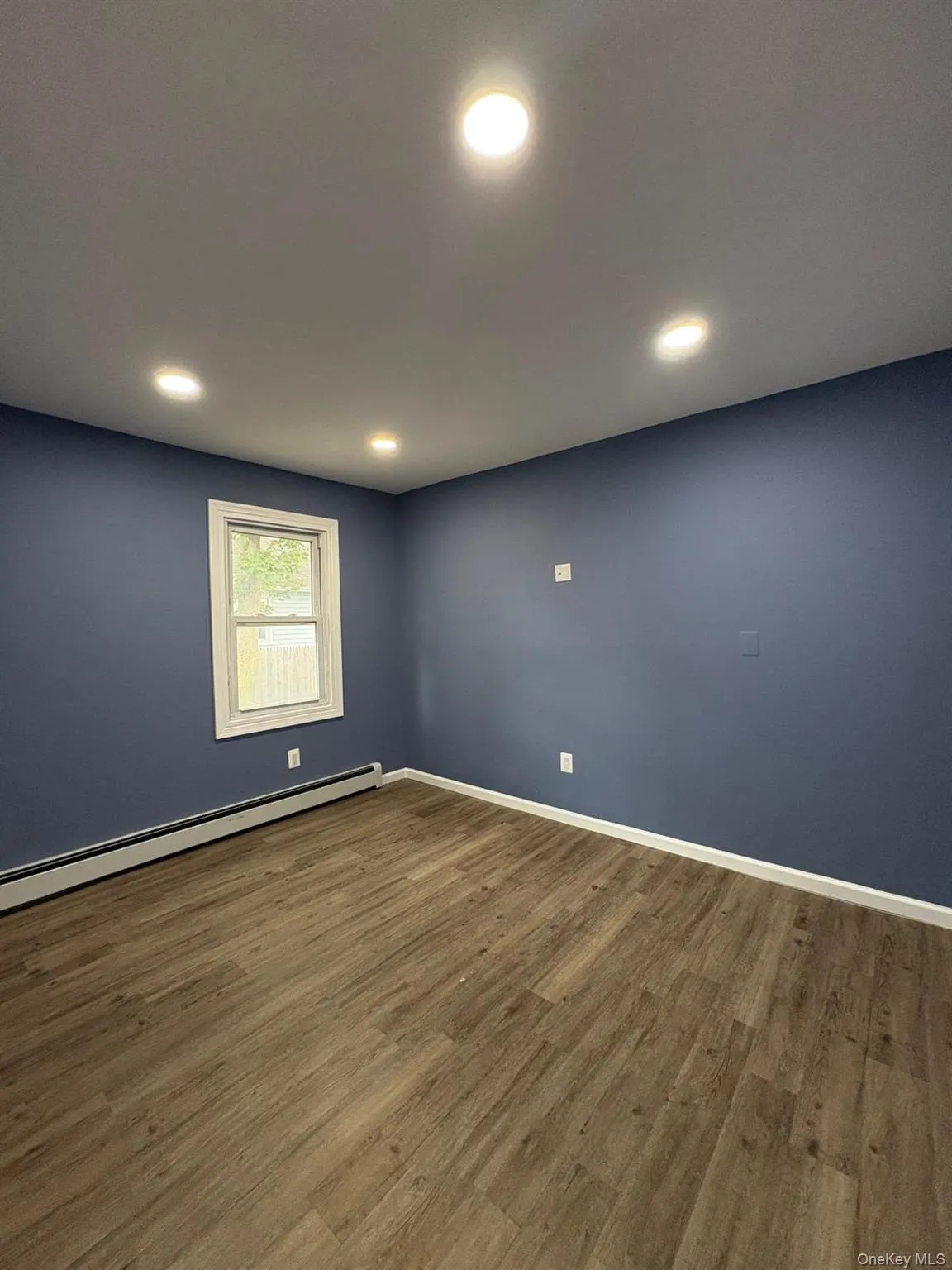 93 Howells Road, Islip, NY, 3 Bedrooms Bedrooms, 5 Rooms Rooms,1 BathroomBathrooms,Residential Lease,For Rent,Howells,0,1047313 93 Howells Road, Islip, NY, 3 Bedrooms Bedrooms, 5 Rooms Rooms,1 BathroomBathrooms,Residential Lease,For Rent,Howells,0,1047313