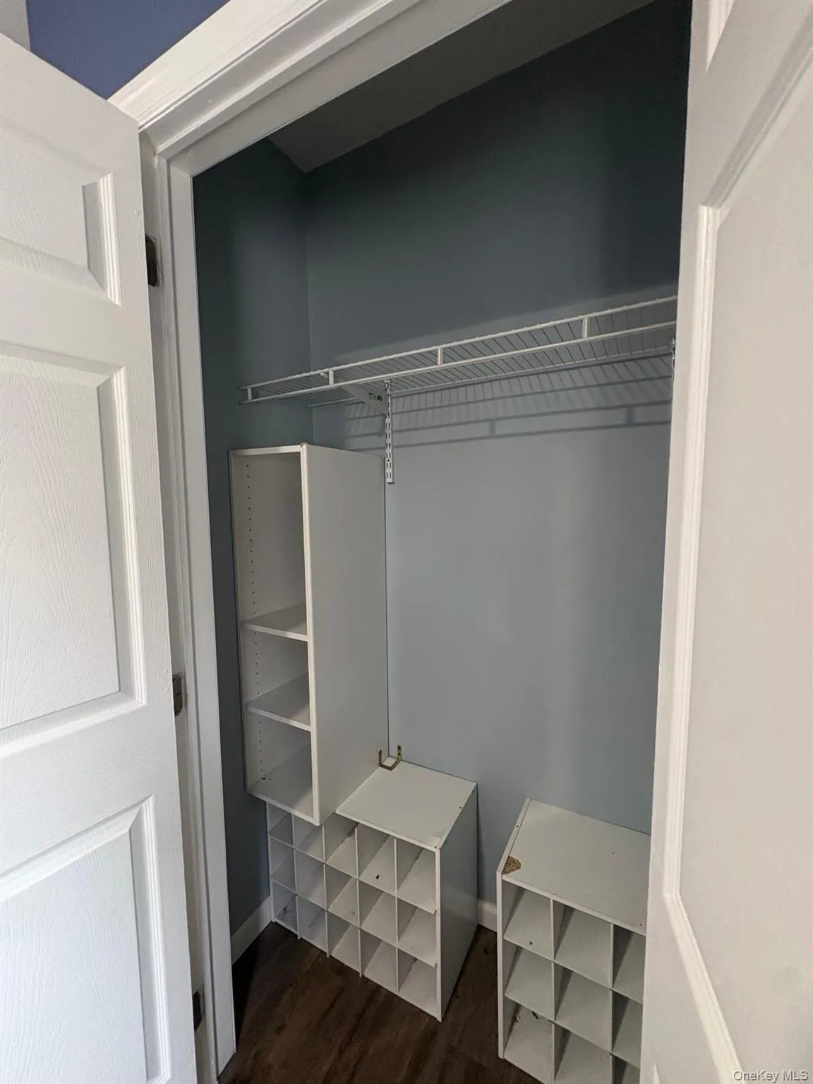 93 Howells Road, Islip, NY, 3 Bedrooms Bedrooms, 5 Rooms Rooms,1 BathroomBathrooms,Residential Lease,For Rent,Howells,0,1047313 93 Howells Road, Islip, NY, 3 Bedrooms Bedrooms, 5 Rooms Rooms,1 BathroomBathrooms,Residential Lease,For Rent,Howells,0,1047313
