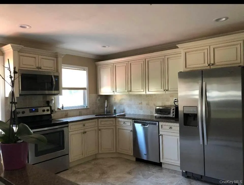 26 Nelson Road, Brookhaven, NY, 3 Bedrooms Bedrooms, 7 Rooms Rooms,2 BathroomsBathrooms,Residential,For Rent,Nelson,0,1047318 26 Nelson Road, Brookhaven, NY, 3 Bedrooms Bedrooms, 7 Rooms Rooms,2 BathroomsBathrooms,Residential,For Rent,Nelson,0,1047318