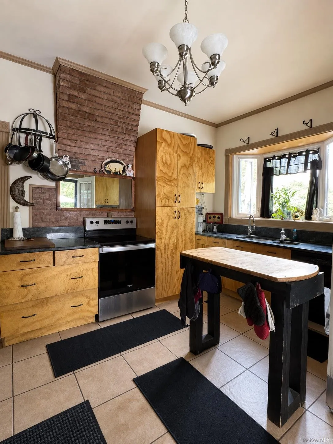 49 Dwyer Avenue, Liberty, NY, 4 Bedrooms Bedrooms, 11 Rooms Rooms,2 BathroomsBathrooms,Residential,For Rent,Dwyer,0,1047319 49 Dwyer Avenue, Liberty, NY, 4 Bedrooms Bedrooms, 11 Rooms Rooms,2 BathroomsBathrooms,Residential,For Rent,Dwyer,0,1047319