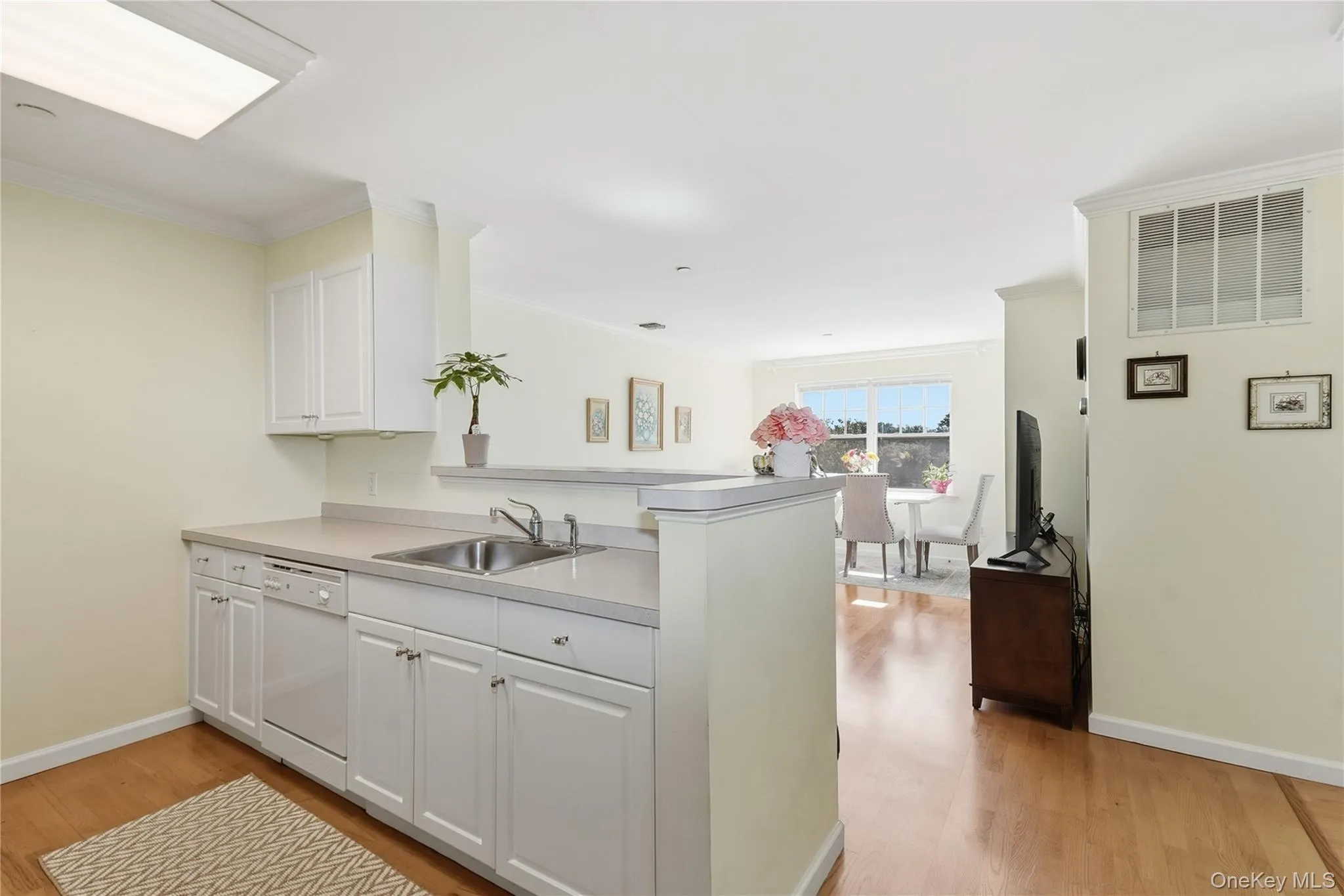 300 Woodcrest Lane, Mount Kisco, NY, 2 Bedrooms Bedrooms, 6 Rooms Rooms,2 BathroomsBathrooms,Residential,For Rent,Woodcrest,0,1047320 300 Woodcrest Lane, Mount Kisco, NY, 2 Bedrooms Bedrooms, 6 Rooms Rooms,2 BathroomsBathrooms,Residential,For Rent,Woodcrest,0,1047320