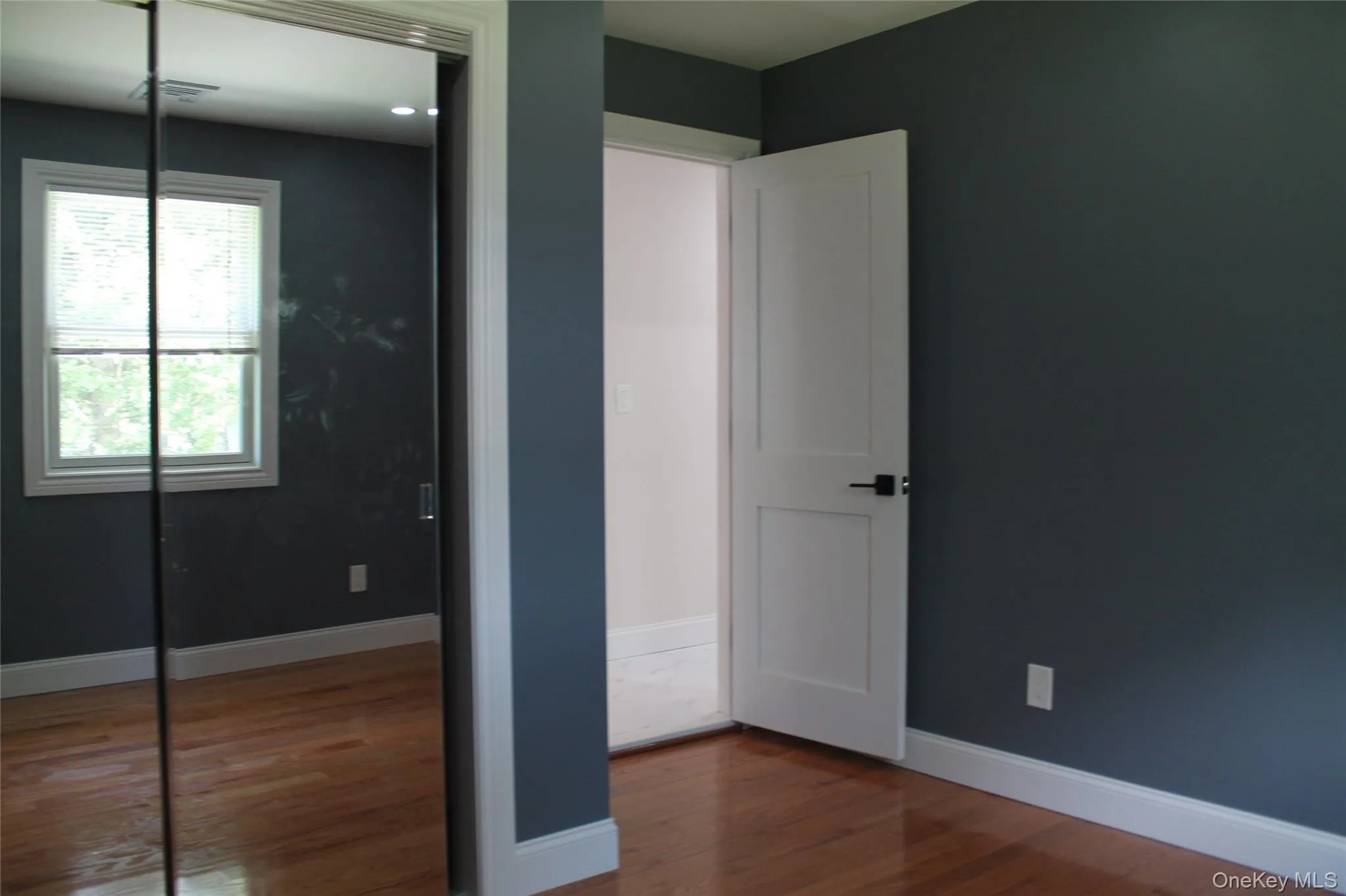 529 Spur Drive, Islip, NY, 6 Bedrooms Bedrooms, 9 Rooms Rooms,3 BathroomsBathrooms,Residential,For Rent,Spur,0,1047326 529 Spur Drive, Islip, NY, 6 Bedrooms Bedrooms, 9 Rooms Rooms,3 BathroomsBathrooms,Residential,For Rent,Spur,0,1047326