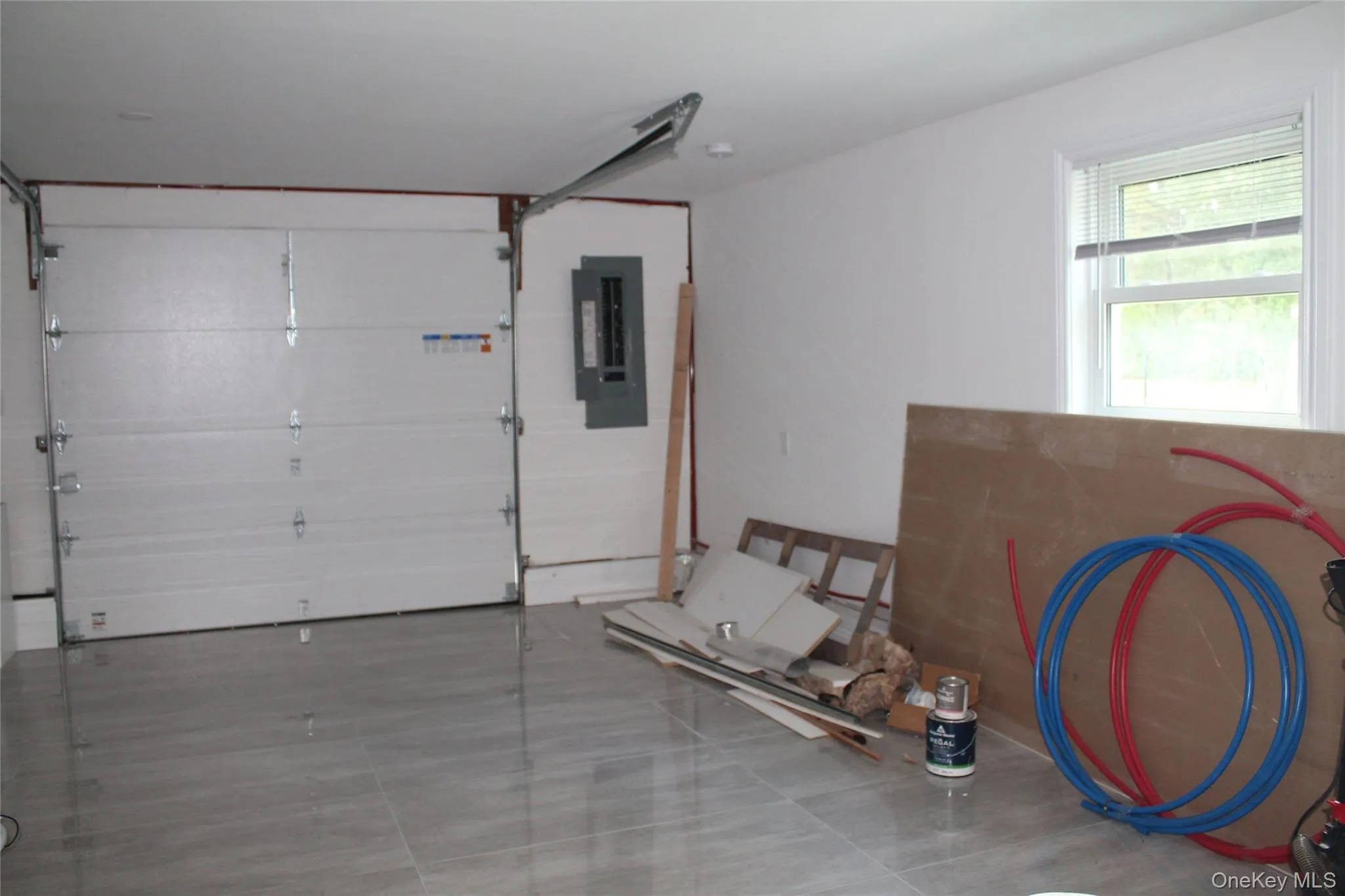 529 Spur Drive, Islip, NY, 6 Bedrooms Bedrooms, 9 Rooms Rooms,3 BathroomsBathrooms,Residential,For Rent,Spur,0,1047326 529 Spur Drive, Islip, NY, 6 Bedrooms Bedrooms, 9 Rooms Rooms,3 BathroomsBathrooms,Residential,For Rent,Spur,0,1047326