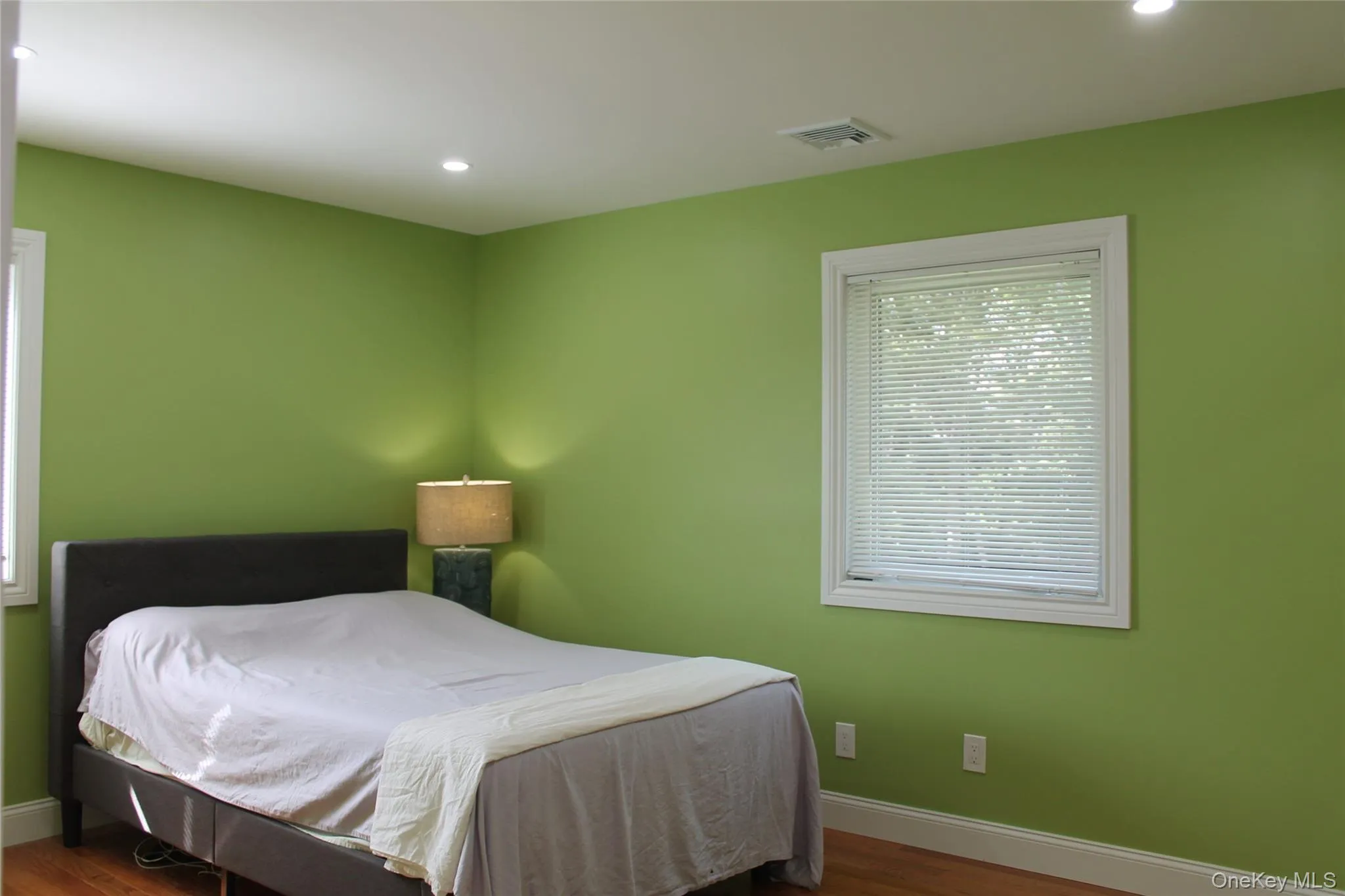 529 Spur Drive, Islip, NY, 6 Bedrooms Bedrooms, 9 Rooms Rooms,3 BathroomsBathrooms,Residential,For Rent,Spur,0,1047326 529 Spur Drive, Islip, NY, 6 Bedrooms Bedrooms, 9 Rooms Rooms,3 BathroomsBathrooms,Residential,For Rent,Spur,0,1047326