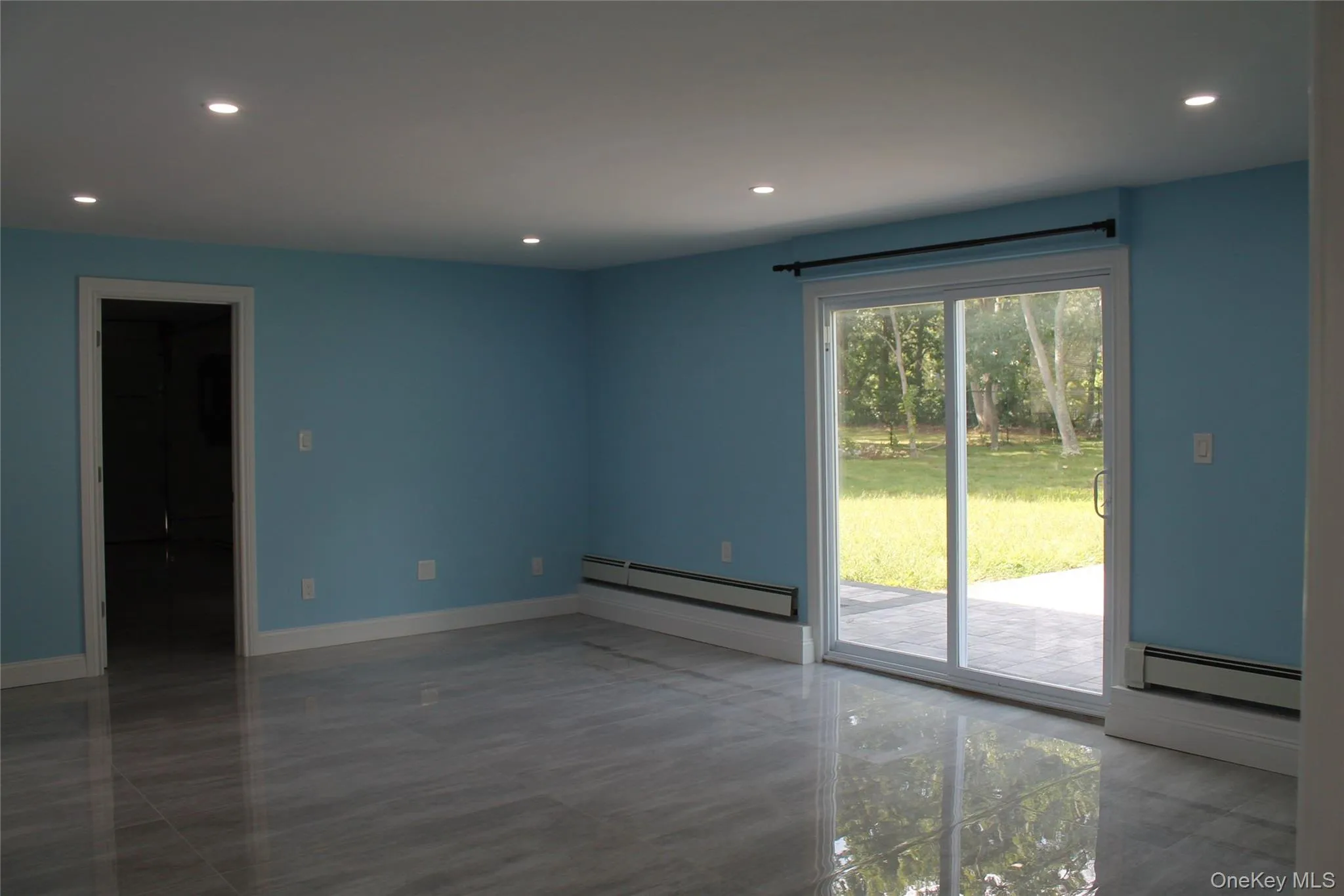 529 Spur Drive, Islip, NY, 6 Bedrooms Bedrooms, 9 Rooms Rooms,3 BathroomsBathrooms,Residential,For Rent,Spur,0,1047326 529 Spur Drive, Islip, NY, 6 Bedrooms Bedrooms, 9 Rooms Rooms,3 BathroomsBathrooms,Residential,For Rent,Spur,0,1047326
