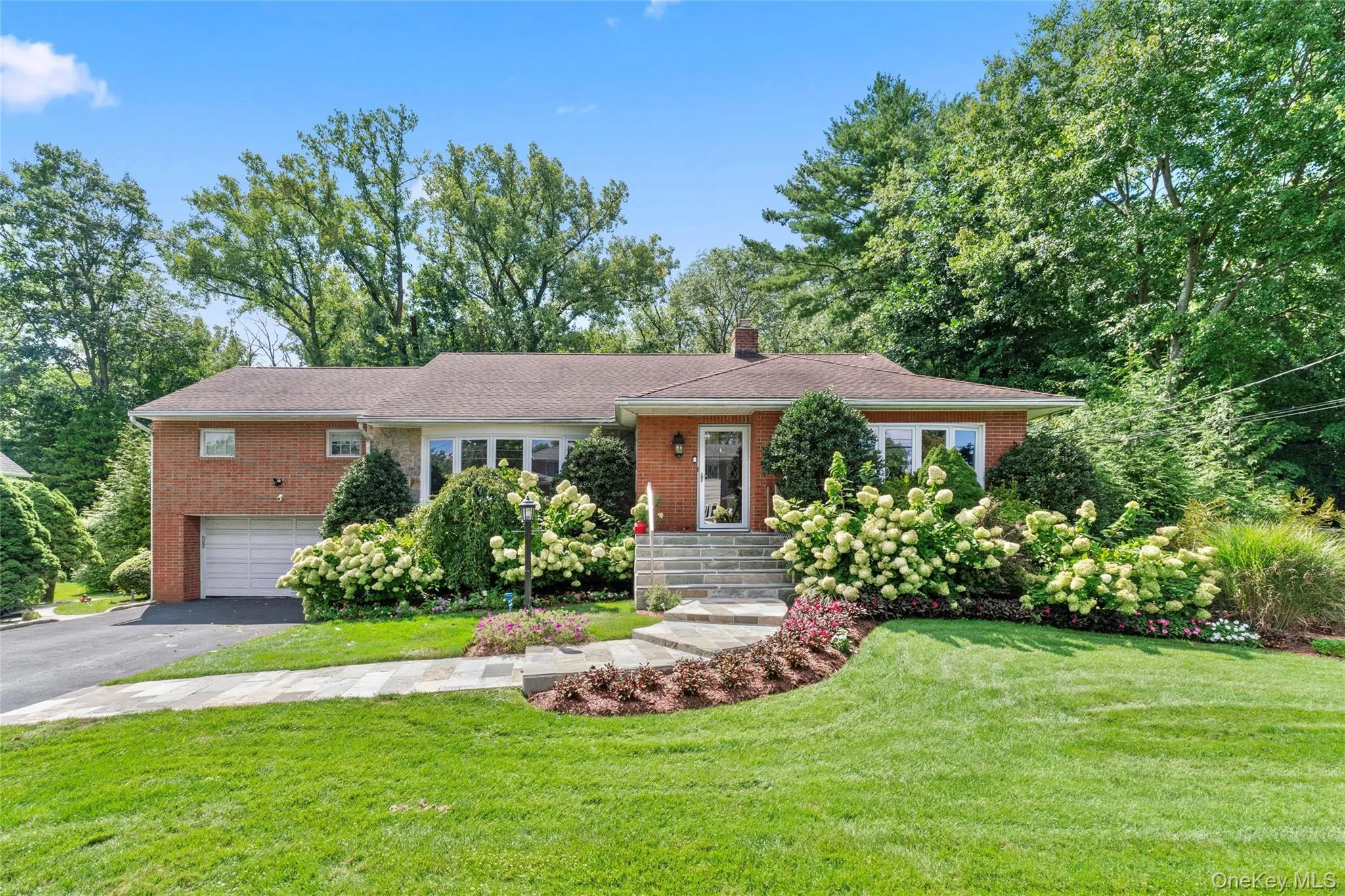 199 Winding Brook Road, Eastchester, NY, 4 Bedrooms Bedrooms, 9 Rooms Rooms,2 BathroomsBathrooms,Residential Lease,For Rent,Winding Brook,0,1047329 199 Winding Brook Road, Eastchester, NY, 4 Bedrooms Bedrooms, 9 Rooms Rooms,2 BathroomsBathrooms,Residential Lease,For Rent,Winding Brook,0,1047329