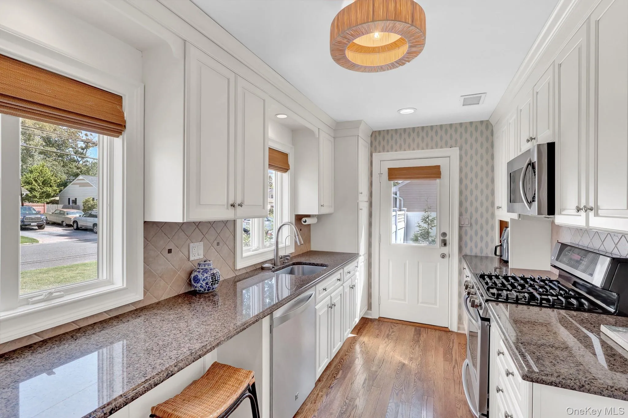 116 Washington Avenue, Islip, NY, 3 Bedrooms Bedrooms, 8 Rooms Rooms,2 BathroomsBathrooms,Residential,For Rent,Washington,0,1047335 116 Washington Avenue, Islip, NY, 3 Bedrooms Bedrooms, 8 Rooms Rooms,2 BathroomsBathrooms,Residential,For Rent,Washington,0,1047335