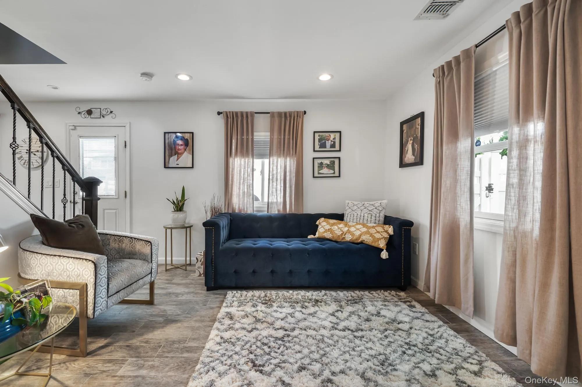35 Magpie Lane, Hempstead, NY, 5 Bedrooms Bedrooms, 9 Rooms Rooms,2 BathroomsBathrooms,Residential,For Rent,Magpie,0,1047344 35 Magpie Lane, Hempstead, NY, 5 Bedrooms Bedrooms, 9 Rooms Rooms,2 BathroomsBathrooms,Residential,For Rent,Magpie,0,1047344