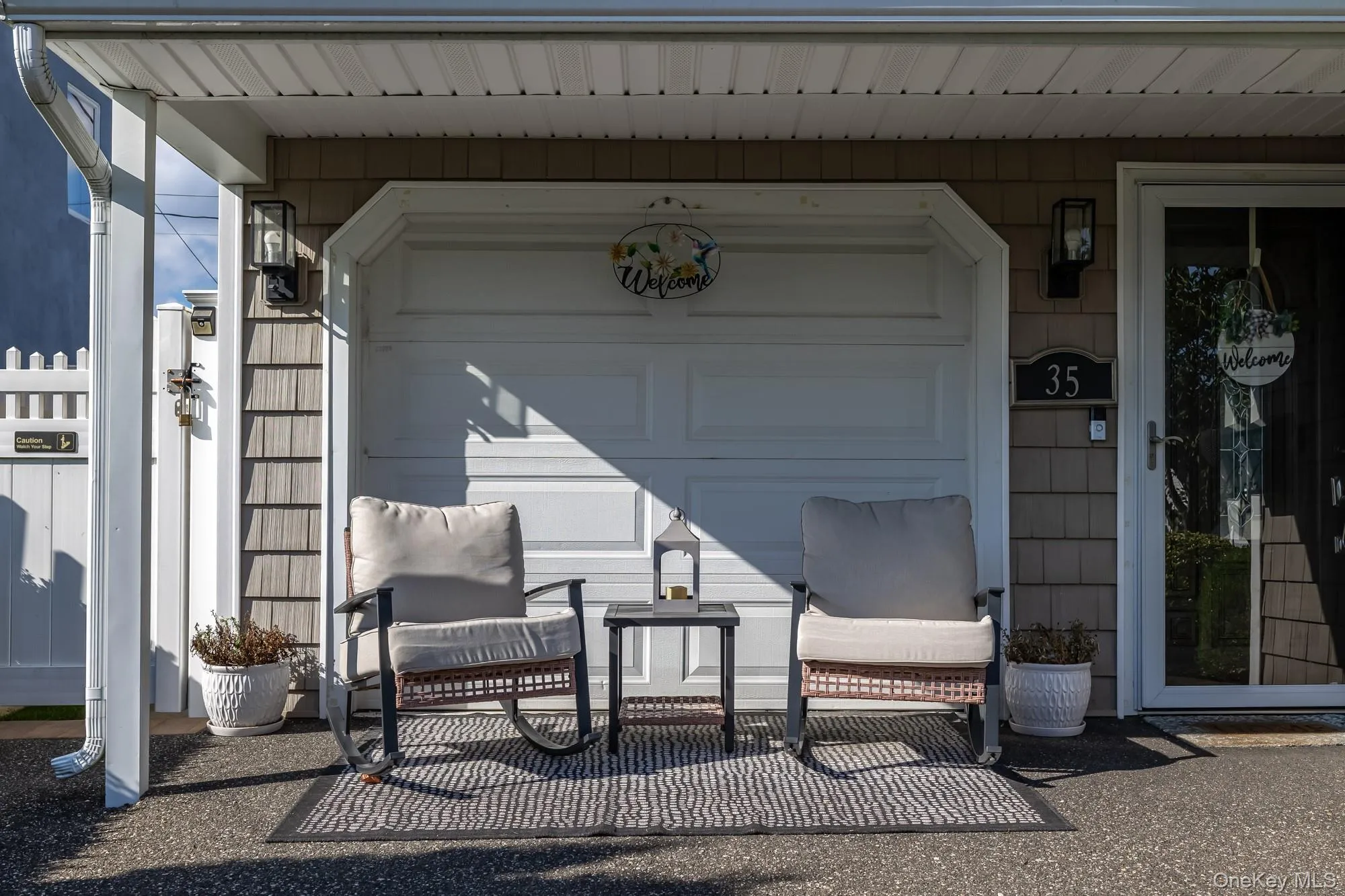 35 Magpie Lane, Hempstead, NY, 5 Bedrooms Bedrooms, 9 Rooms Rooms,2 BathroomsBathrooms,Residential,For Rent,Magpie,0,1047344 35 Magpie Lane, Hempstead, NY, 5 Bedrooms Bedrooms, 9 Rooms Rooms,2 BathroomsBathrooms,Residential,For Rent,Magpie,0,1047344