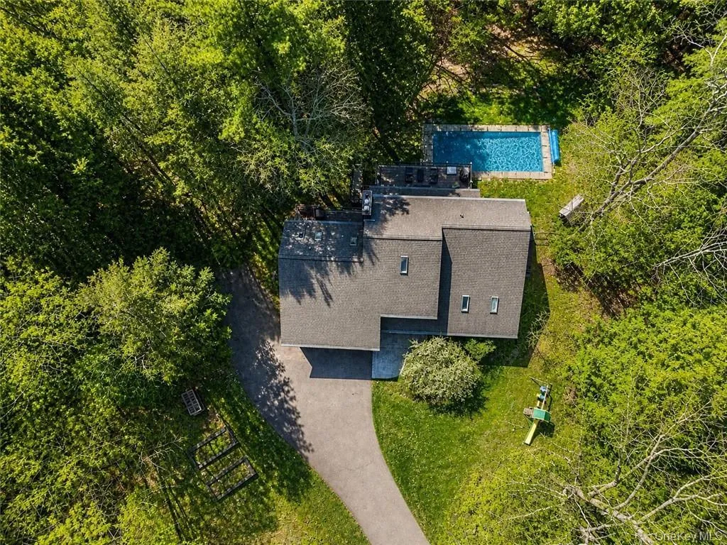 212 Meeker Road, Vestal, NY, 4 Bedrooms Bedrooms, 8 Rooms Rooms,3 BathroomsBathrooms,Residential,For Rent,Meeker,0,1047346 212 Meeker Road, Vestal, NY, 4 Bedrooms Bedrooms, 8 Rooms Rooms,3 BathroomsBathrooms,Residential,For Rent,Meeker,0,1047346