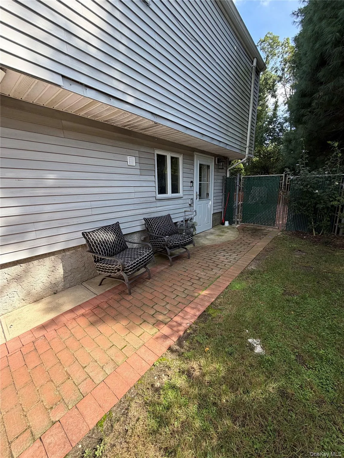 22 Sunburst Drive, Babylon, NY, 1 Bedroom Bedrooms, 4 Rooms Rooms,1 BathroomBathrooms,Residential Lease,For Rent,Sunburst,0,1047353 22 Sunburst Drive, Babylon, NY, 1 Bedroom Bedrooms, 4 Rooms Rooms,1 BathroomBathrooms,Residential Lease,For Rent,Sunburst,0,1047353
