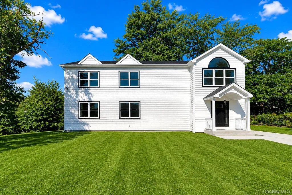 171 FERRARIS Street, Babylon, NY, 6 Bedrooms Bedrooms, 15 Rooms Rooms,5 BathroomsBathrooms,Residential,For Rent,FERRARIS,0,1047354 171 FERRARIS Street, Babylon, NY, 6 Bedrooms Bedrooms, 15 Rooms Rooms,5 BathroomsBathrooms,Residential,For Rent,FERRARIS,0,1047354