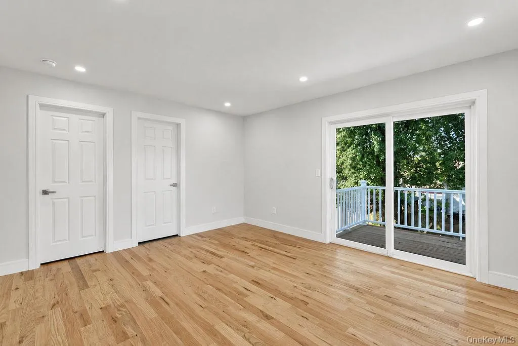 171 FERRARIS Street, Babylon, NY, 6 Bedrooms Bedrooms, 15 Rooms Rooms,5 BathroomsBathrooms,Residential,For Rent,FERRARIS,0,1047354 171 FERRARIS Street, Babylon, NY, 6 Bedrooms Bedrooms, 15 Rooms Rooms,5 BathroomsBathrooms,Residential,For Rent,FERRARIS,0,1047354