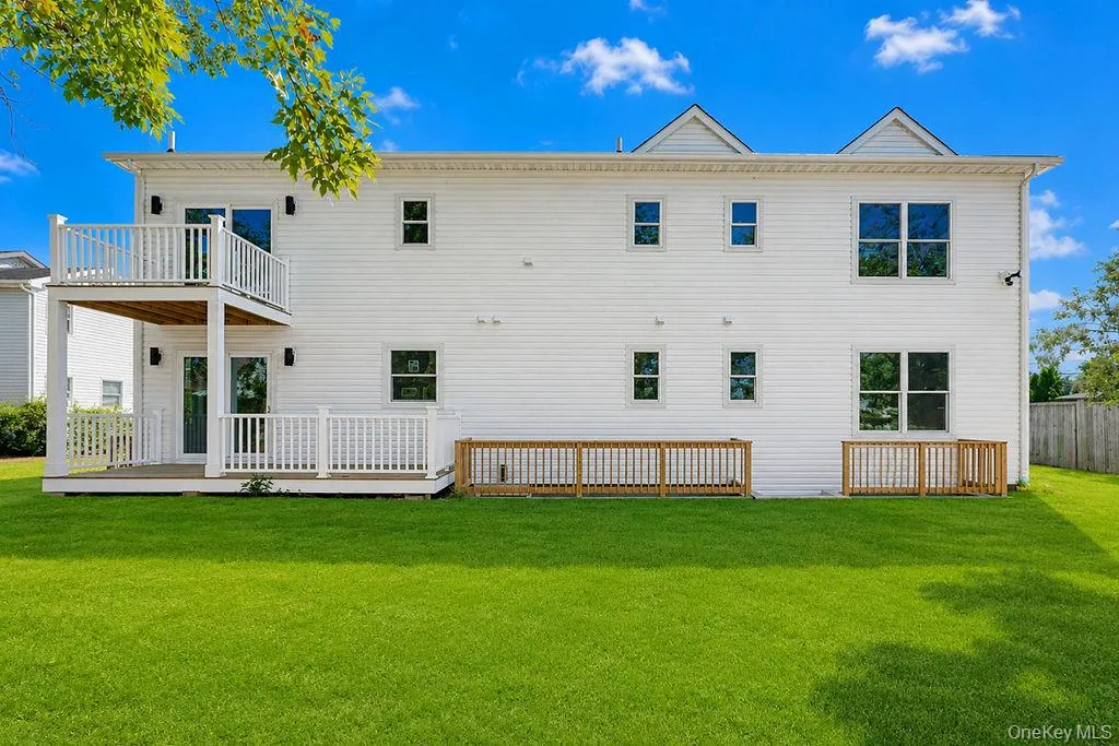171 FERRARIS Street, Babylon, NY, 6 Bedrooms Bedrooms, 15 Rooms Rooms,5 BathroomsBathrooms,Residential,For Rent,FERRARIS,0,1047354 171 FERRARIS Street, Babylon, NY, 6 Bedrooms Bedrooms, 15 Rooms Rooms,5 BathroomsBathrooms,Residential,For Rent,FERRARIS,0,1047354