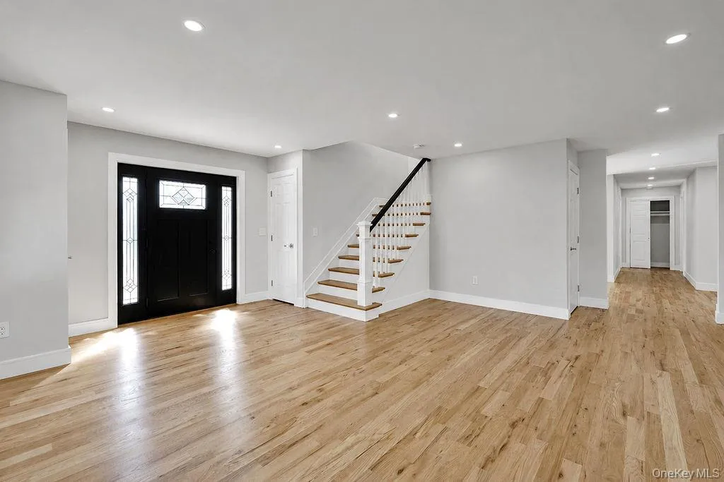 171 FERRARIS Street, Babylon, NY, 6 Bedrooms Bedrooms, 15 Rooms Rooms,5 BathroomsBathrooms,Residential,For Rent,FERRARIS,0,1047354 171 FERRARIS Street, Babylon, NY, 6 Bedrooms Bedrooms, 15 Rooms Rooms,5 BathroomsBathrooms,Residential,For Rent,FERRARIS,0,1047354