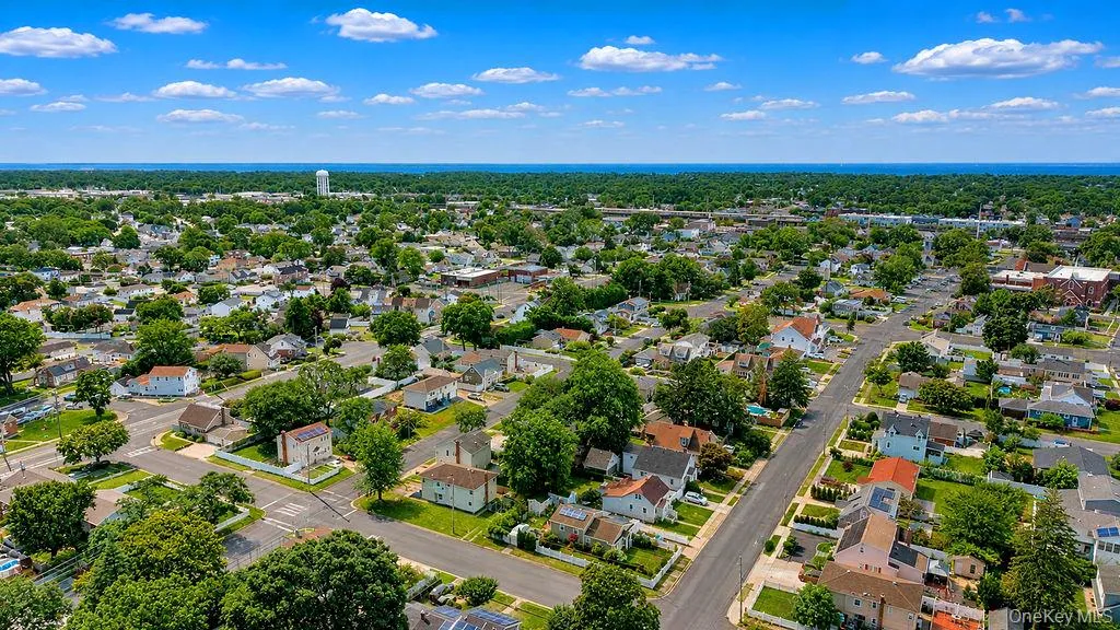 171 FERRARIS Street, Babylon, NY, 6 Bedrooms Bedrooms, 15 Rooms Rooms,5 BathroomsBathrooms,Residential,For Rent,FERRARIS,0,1047354 171 FERRARIS Street, Babylon, NY, 6 Bedrooms Bedrooms, 15 Rooms Rooms,5 BathroomsBathrooms,Residential,For Rent,FERRARIS,0,1047354