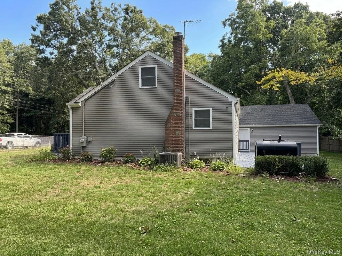 56 Gould Road, Brookhaven, NY, 3 Bedrooms Bedrooms, 6 Rooms Rooms,2 BathroomsBathrooms,Residential,For Rent,Gould,0,1047358 56 Gould Road, Brookhaven, NY, 3 Bedrooms Bedrooms, 6 Rooms Rooms,2 BathroomsBathrooms,Residential,For Rent,Gould,0,1047358