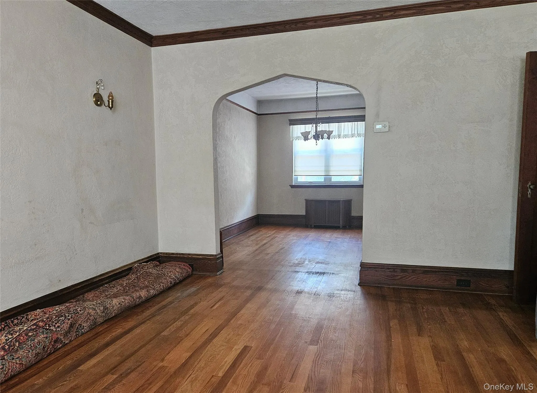 8121 77th Avenue, New York, NY, 3 Bedrooms Bedrooms, 6 Rooms Rooms,1 BathroomBathrooms,Residential,For Rent,77th,0,1047359 8121 77th Avenue, New York, NY, 3 Bedrooms Bedrooms, 6 Rooms Rooms,1 BathroomBathrooms,Residential,For Rent,77th,0,1047359