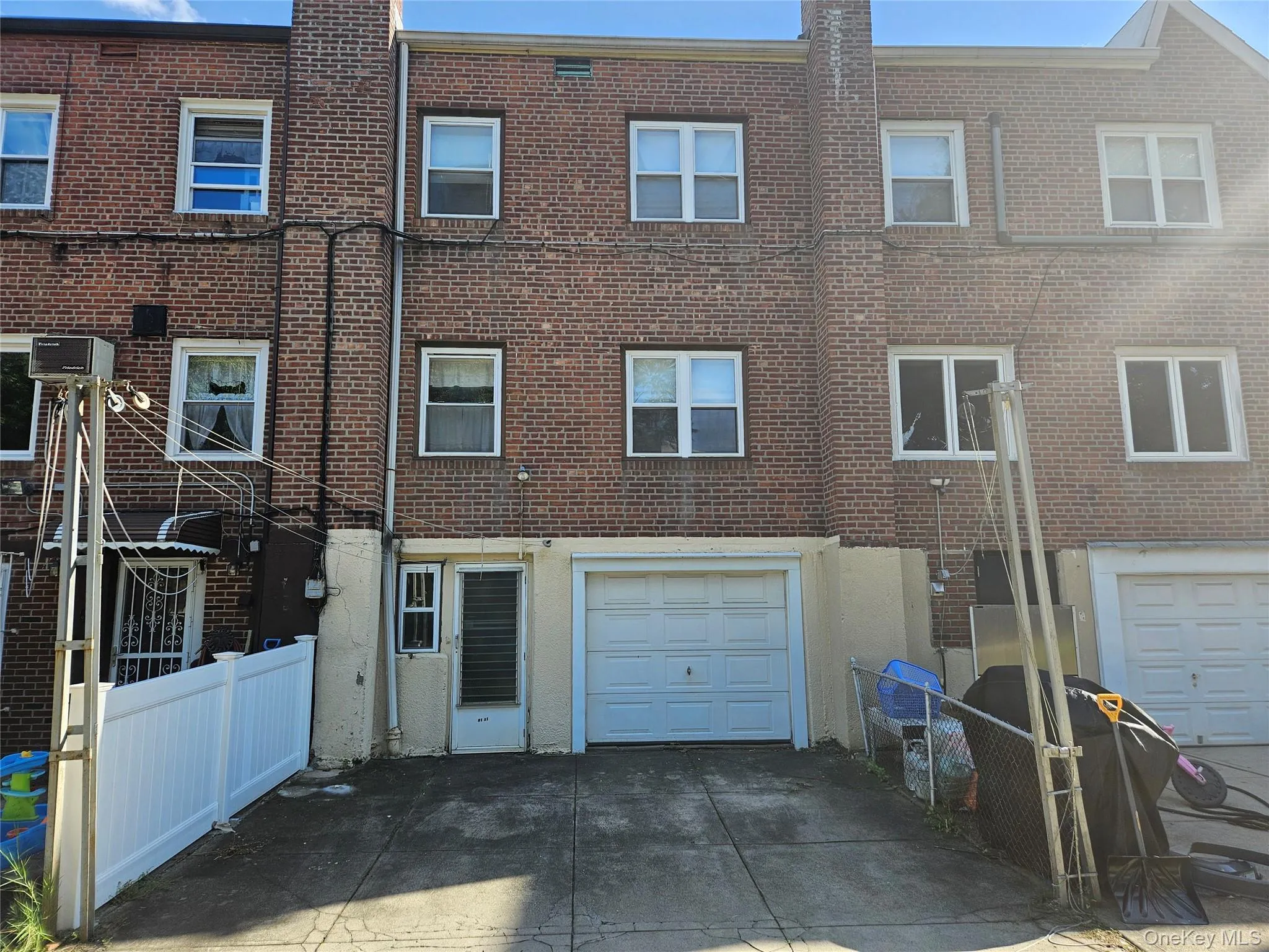 8121 77th Avenue, New York, NY, 3 Bedrooms Bedrooms, 6 Rooms Rooms,1 BathroomBathrooms,Residential,For Rent,77th,0,1047359 8121 77th Avenue, New York, NY, 3 Bedrooms Bedrooms, 6 Rooms Rooms,1 BathroomBathrooms,Residential,For Rent,77th,0,1047359
