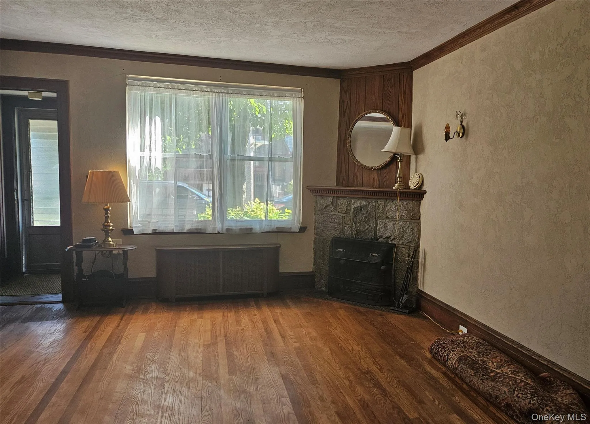 8121 77th Avenue, New York, NY, 3 Bedrooms Bedrooms, 6 Rooms Rooms,1 BathroomBathrooms,Residential,For Rent,77th,0,1047359 8121 77th Avenue, New York, NY, 3 Bedrooms Bedrooms, 6 Rooms Rooms,1 BathroomBathrooms,Residential,For Rent,77th,0,1047359