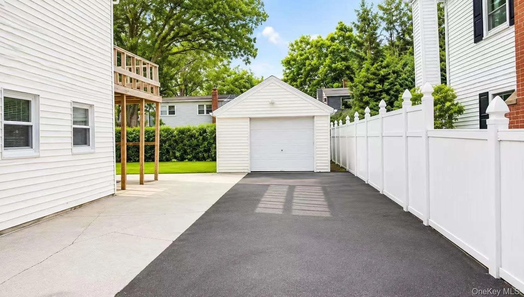 326 Curtis Avenue, North Hempstead, NY, 3 Bedrooms Bedrooms, 8 Rooms Rooms,2 BathroomsBathrooms,Residential,For Rent,Curtis,0,1047361 326 Curtis Avenue, North Hempstead, NY, 3 Bedrooms Bedrooms, 8 Rooms Rooms,2 BathroomsBathrooms,Residential,For Rent,Curtis,0,1047361