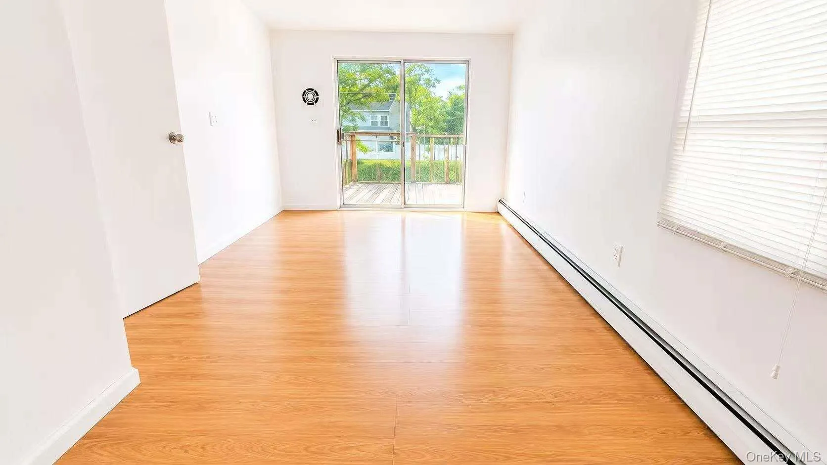 326 Curtis Avenue, North Hempstead, NY, 3 Bedrooms Bedrooms, 8 Rooms Rooms,2 BathroomsBathrooms,Residential,For Rent,Curtis,0,1047361 326 Curtis Avenue, North Hempstead, NY, 3 Bedrooms Bedrooms, 8 Rooms Rooms,2 BathroomsBathrooms,Residential,For Rent,Curtis,0,1047361