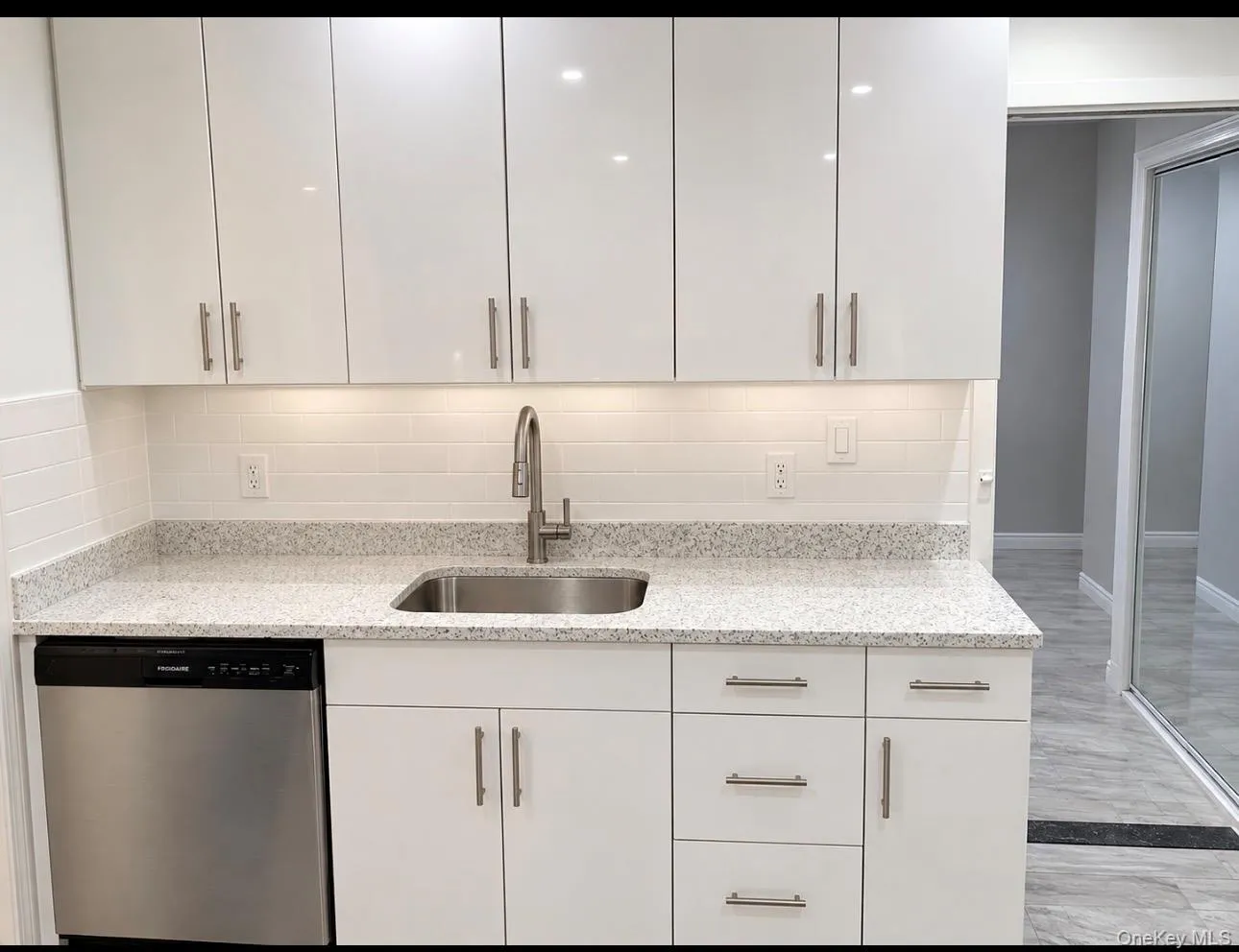 1093 Round Swamp Road, Oyster Bay, NY, 3 Bedroom Bedrooms, 6 Room Rooms,2 BathroomBathrooms,Residential Lease,For Rent,Round Swamp,0,1047362 1093 Round Swamp Road, Oyster Bay, NY, 3 Bedroom Bedrooms, 6 Room Rooms,2 BathroomBathrooms,Residential Lease,For Rent,Round Swamp,0,1047362