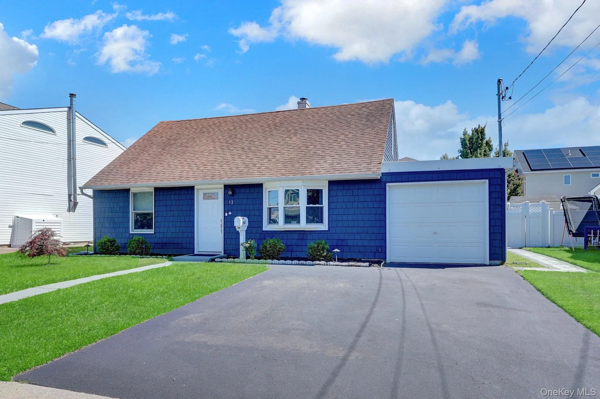 12 Carlton Drive, Oyster Bay, NY, 4 Bedrooms Bedrooms, 7 Rooms Rooms,2 BathroomsBathrooms,Residential,For Rent,Carlton,0,1047363 12 Carlton Drive, Oyster Bay, NY, 4 Bedrooms Bedrooms, 7 Rooms Rooms,2 BathroomsBathrooms,Residential,For Rent,Carlton,0,1047363