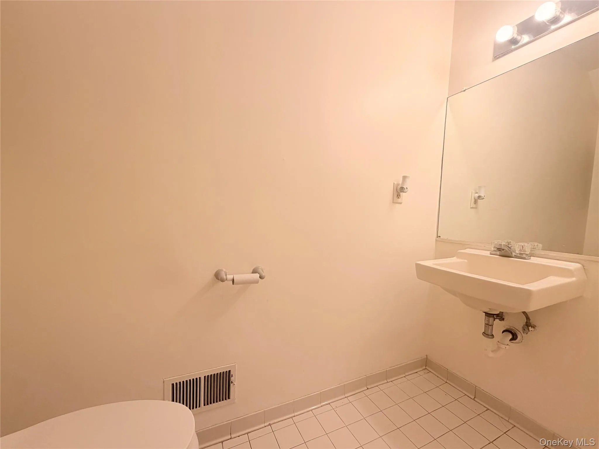1st floor bath 1st floor bath