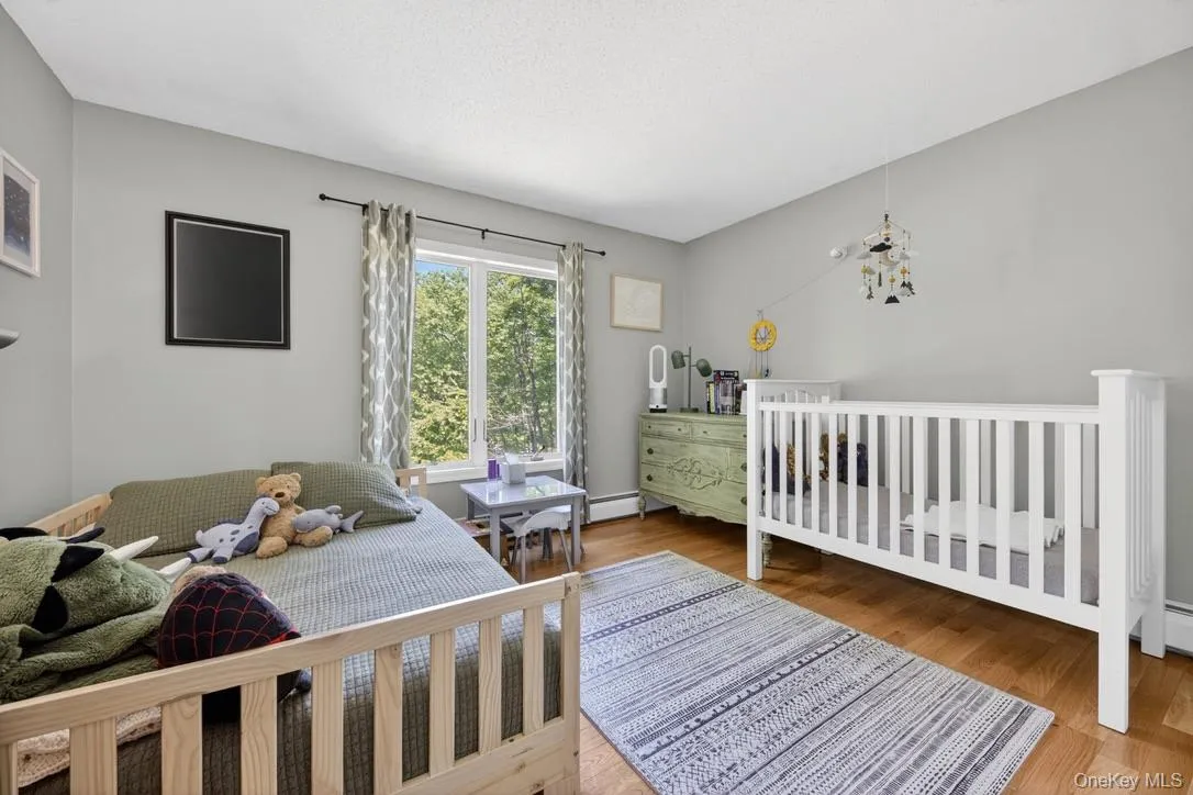 305 Oak Lane, Newburgh (town), NY, 3 Bedrooms Bedrooms, 8 Rooms Rooms,2 BathroomsBathrooms,Residential,For Rent,Oak,0,1047371 305 Oak Lane, Newburgh (town), NY, 3 Bedrooms Bedrooms, 8 Rooms Rooms,2 BathroomsBathrooms,Residential,For Rent,Oak,0,1047371
