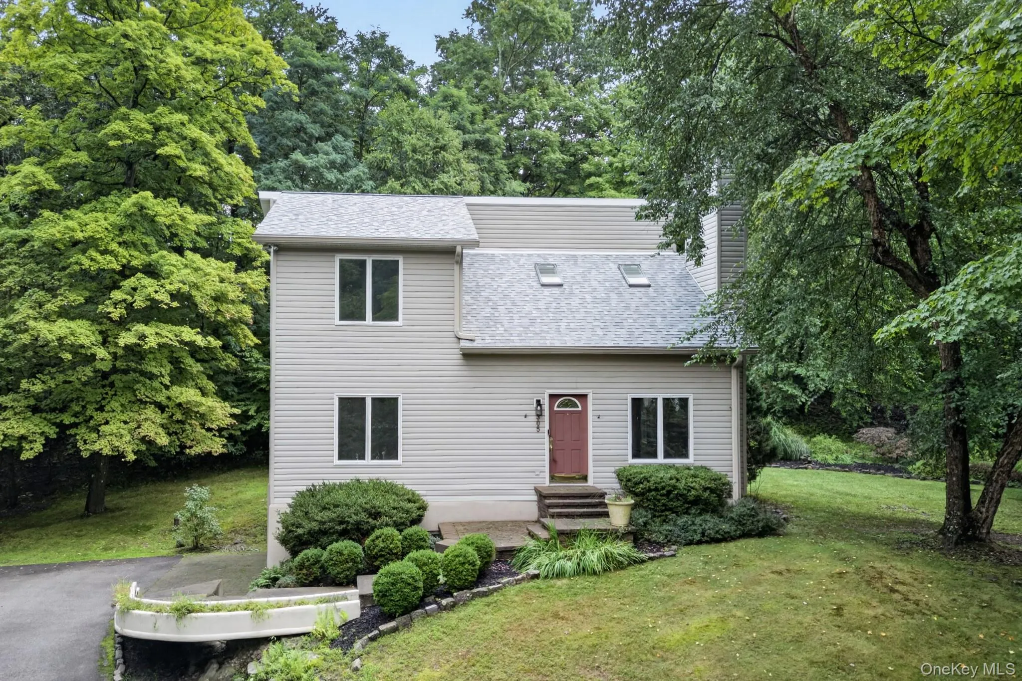 305 Oak Lane, Newburgh (town), NY, 3 Bedrooms Bedrooms, 8 Rooms Rooms,2 BathroomsBathrooms,Residential,For Rent,Oak,0,1047371 305 Oak Lane, Newburgh (town), NY, 3 Bedrooms Bedrooms, 8 Rooms Rooms,2 BathroomsBathrooms,Residential,For Rent,Oak,0,1047371