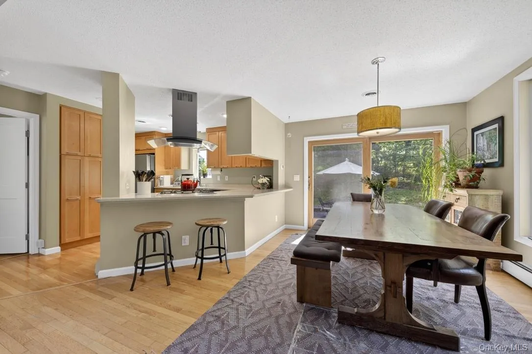 305 Oak Lane, Newburgh (town), NY, 3 Bedrooms Bedrooms, 8 Rooms Rooms,2 BathroomsBathrooms,Residential,For Rent,Oak,0,1047371 305 Oak Lane, Newburgh (town), NY, 3 Bedrooms Bedrooms, 8 Rooms Rooms,2 BathroomsBathrooms,Residential,For Rent,Oak,0,1047371